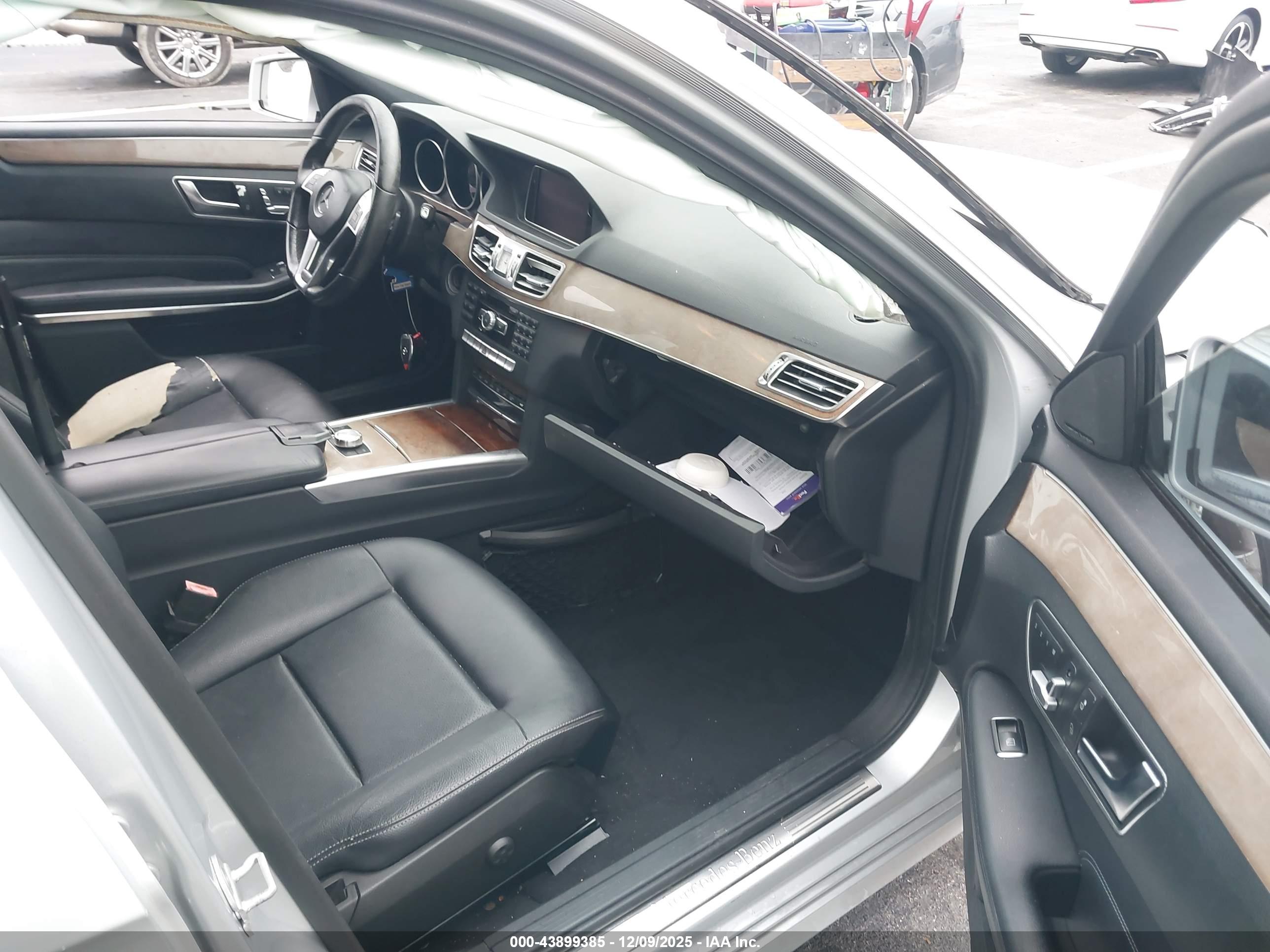 MERCEDES-BENZ E image 5