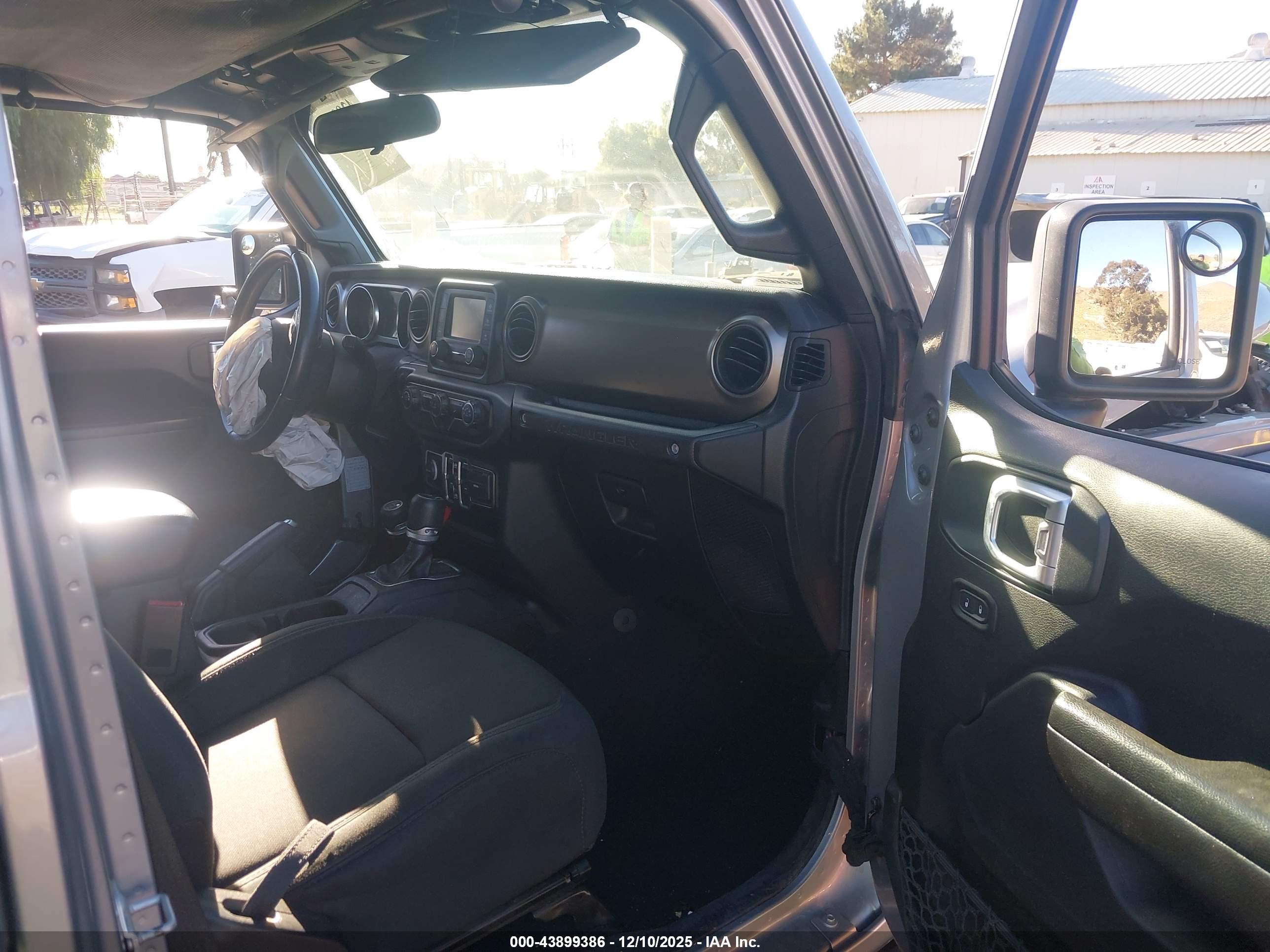 JEEP WRANGLER image 5