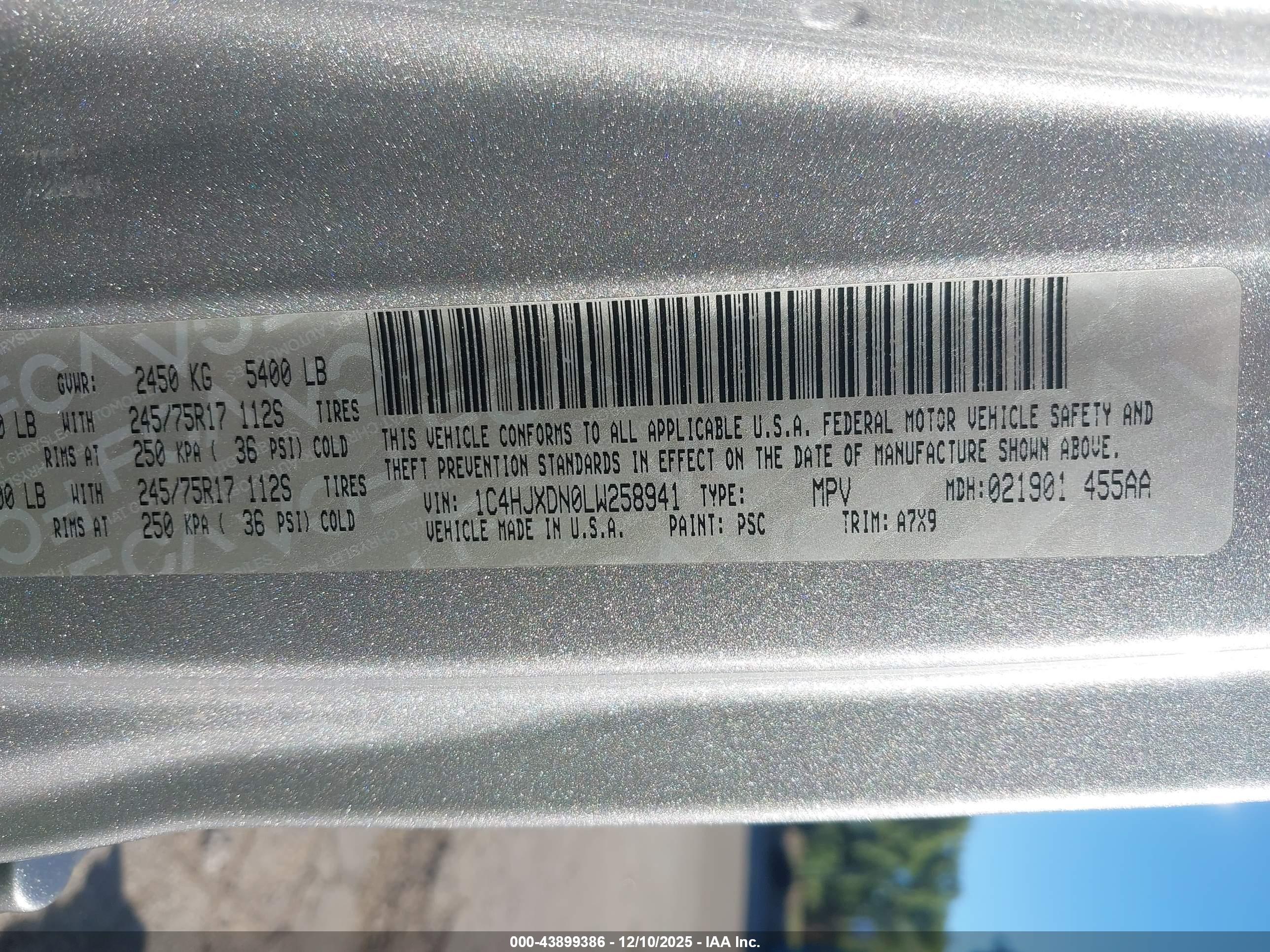 JEEP WRANGLER image 9