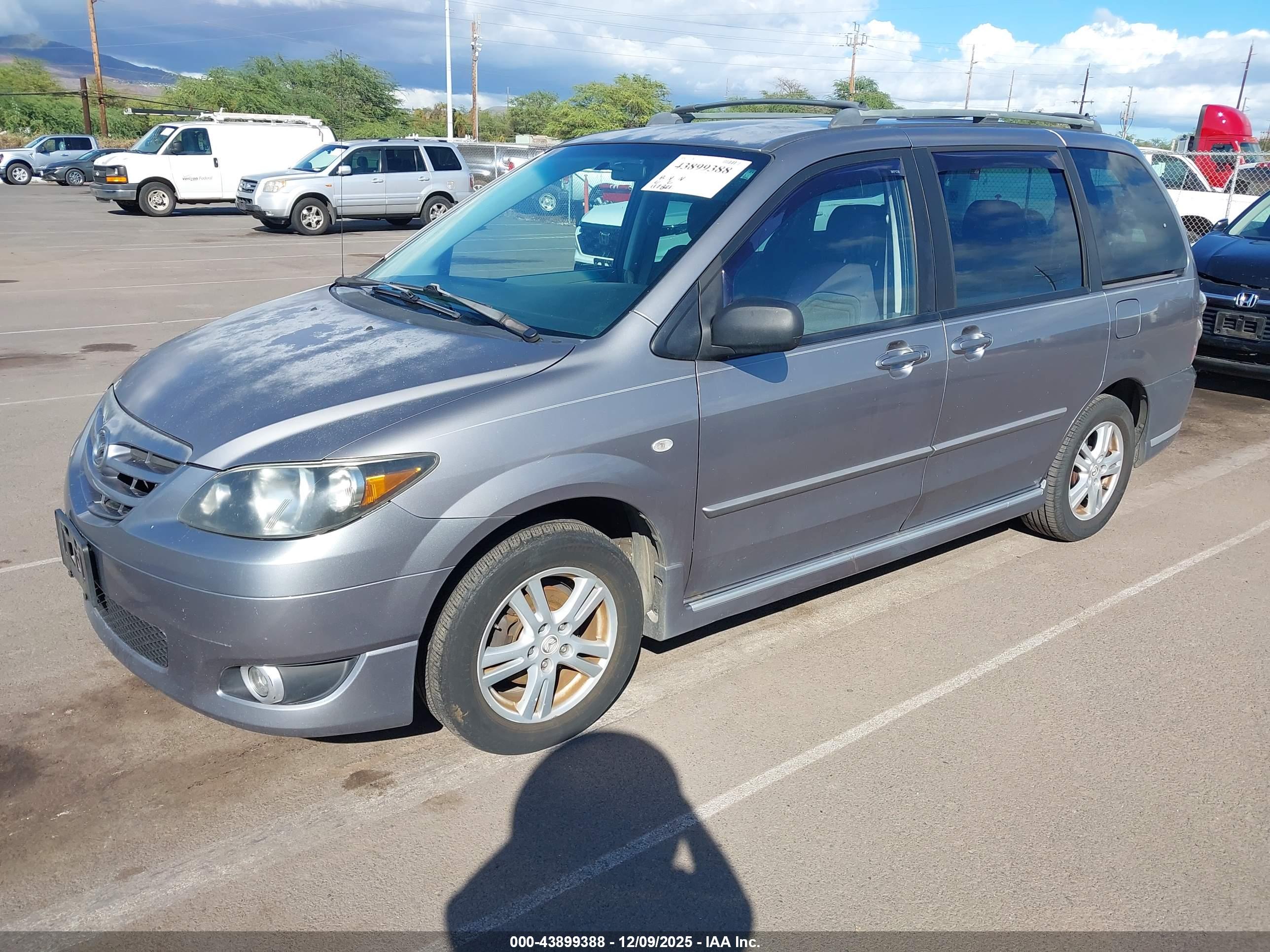 MAZDA MPV image 2