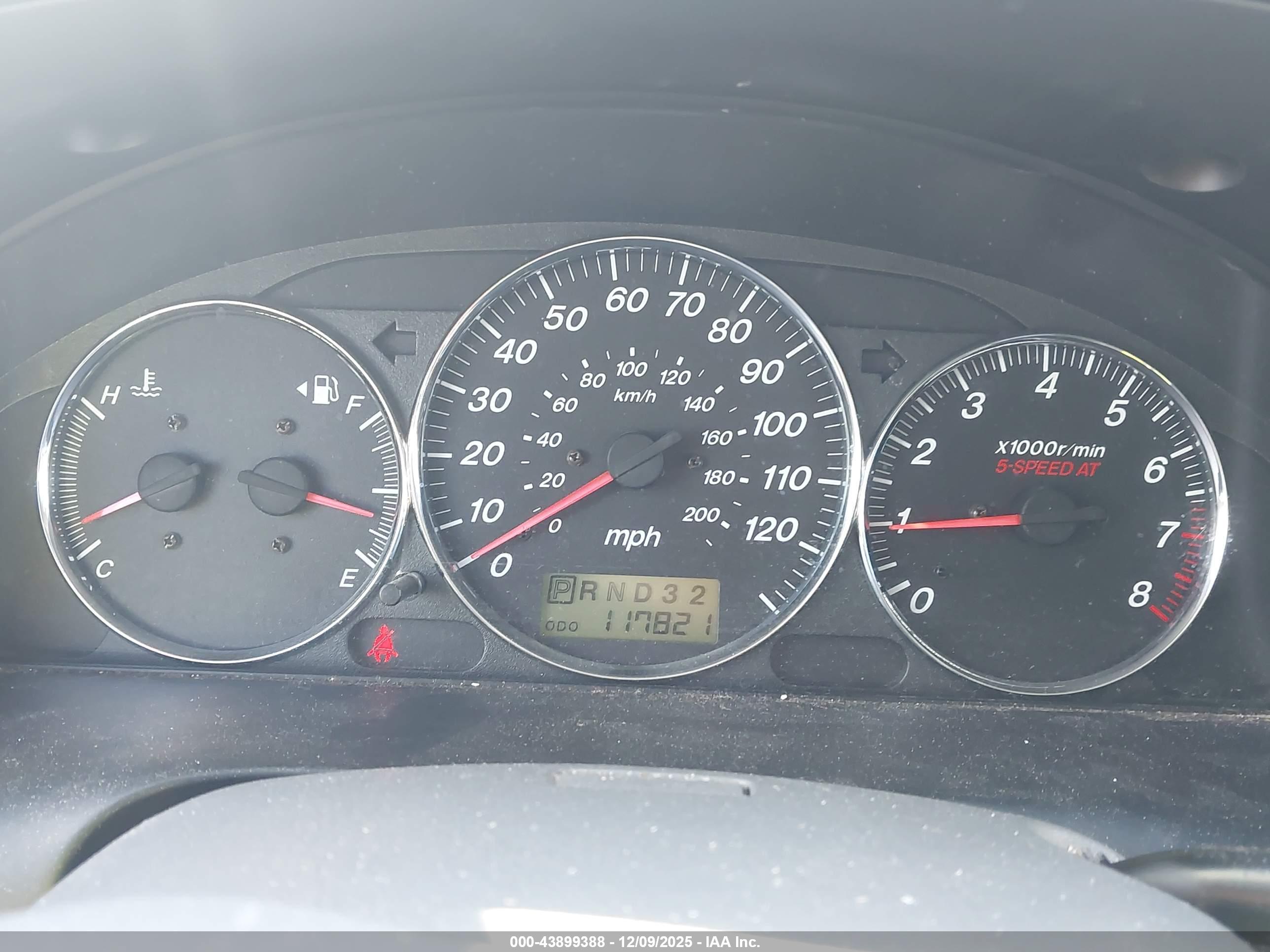 MAZDA MPV image 7