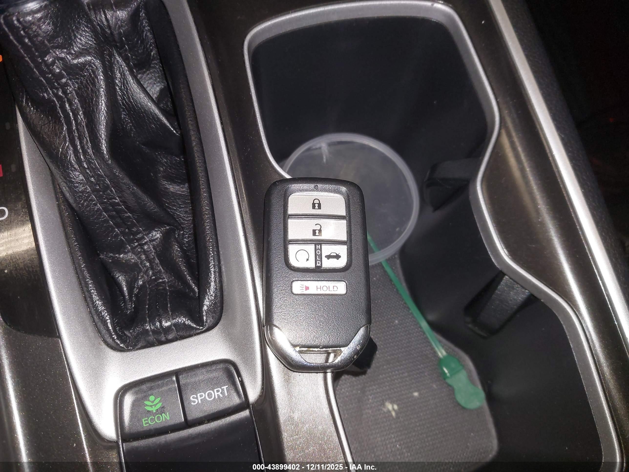 HONDA ACCORD image 11