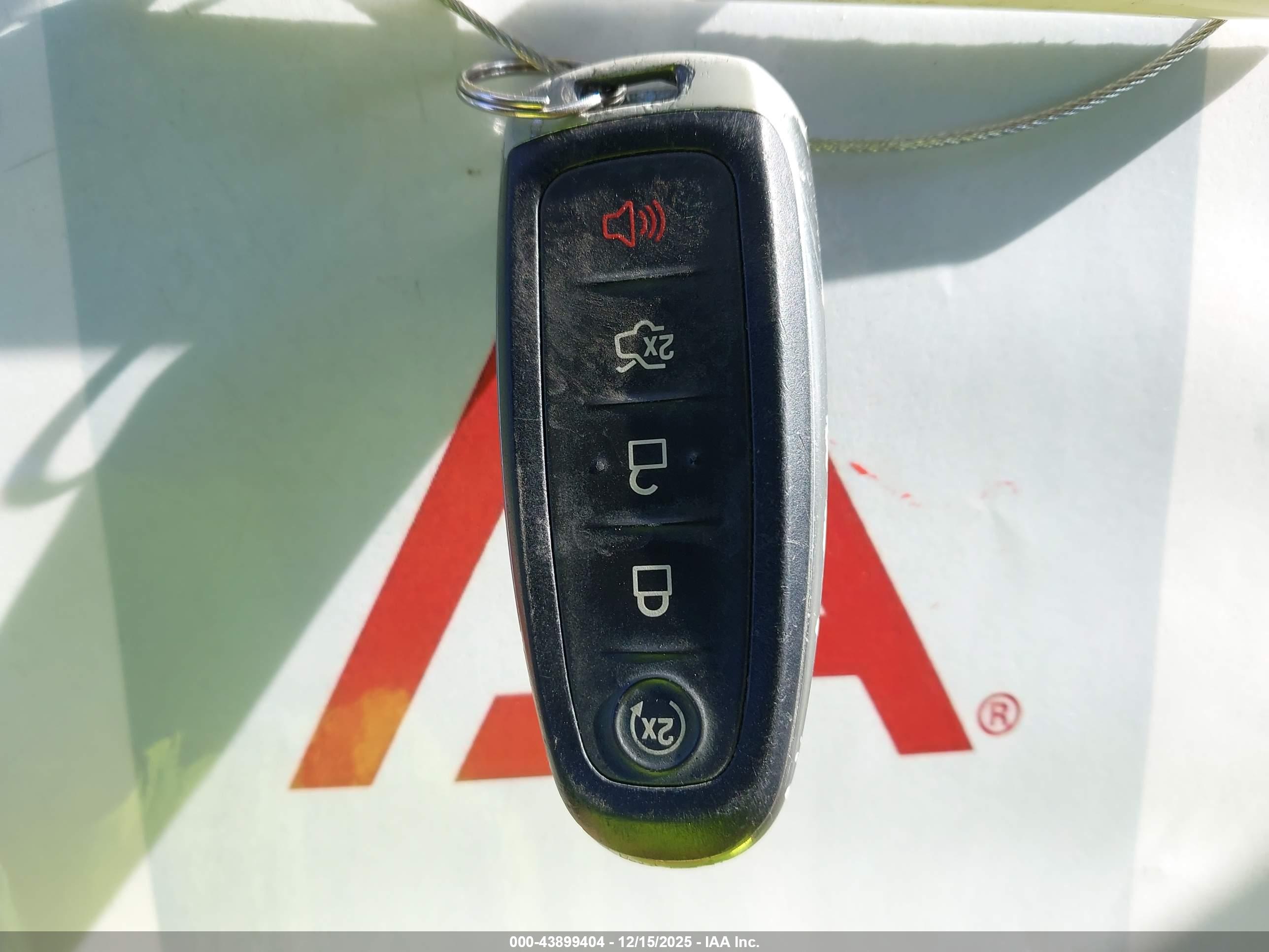 FORD ESCAPE image 11