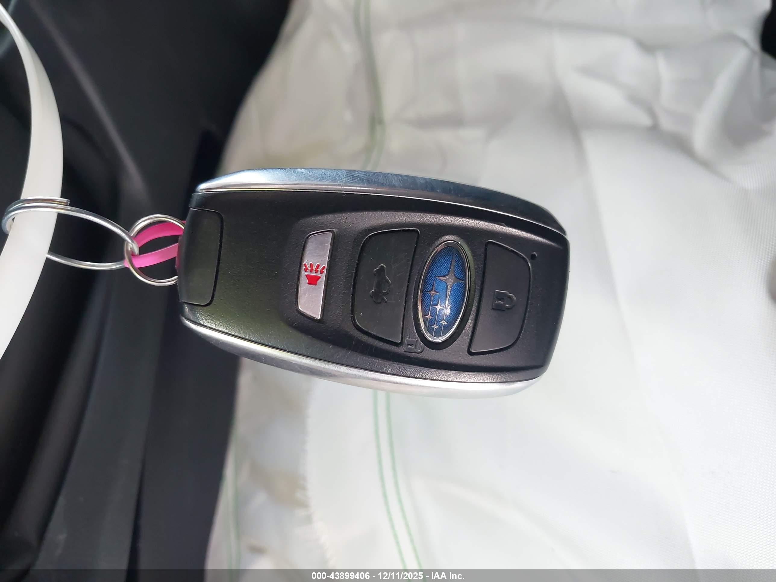 SUBARU OUTBACK image 11