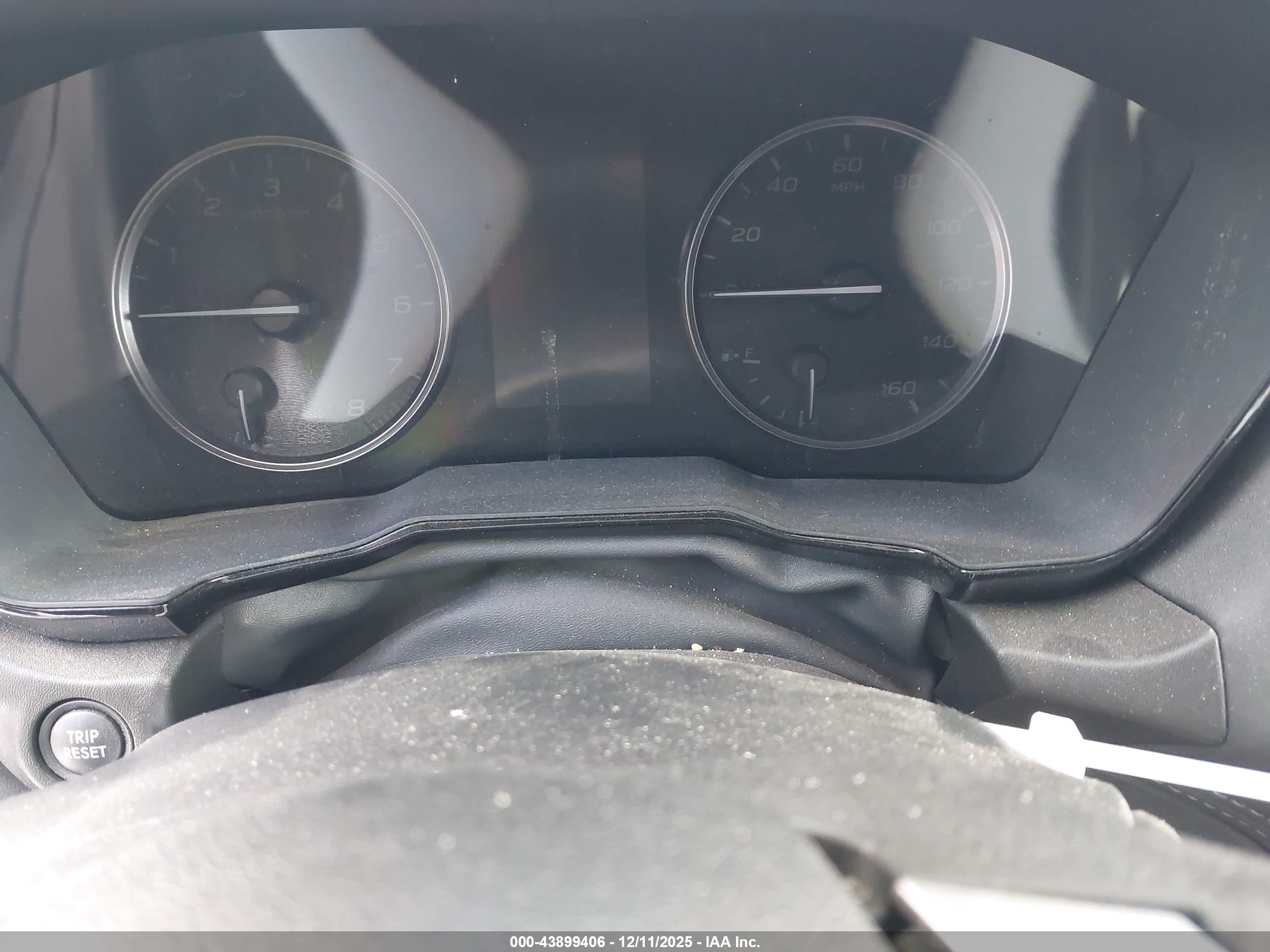SUBARU OUTBACK image 7