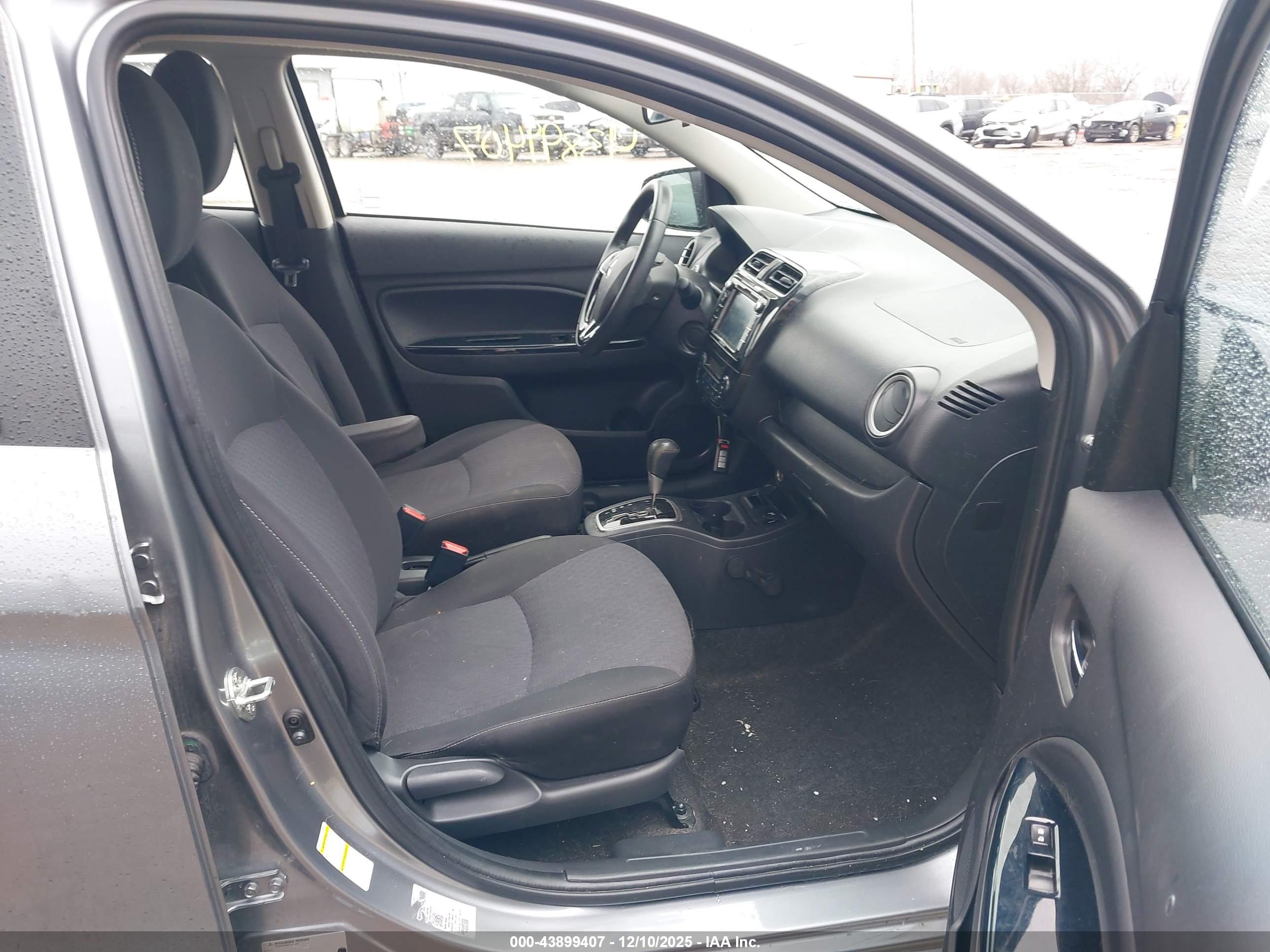 MITSUBISHI MIRAGE image 5