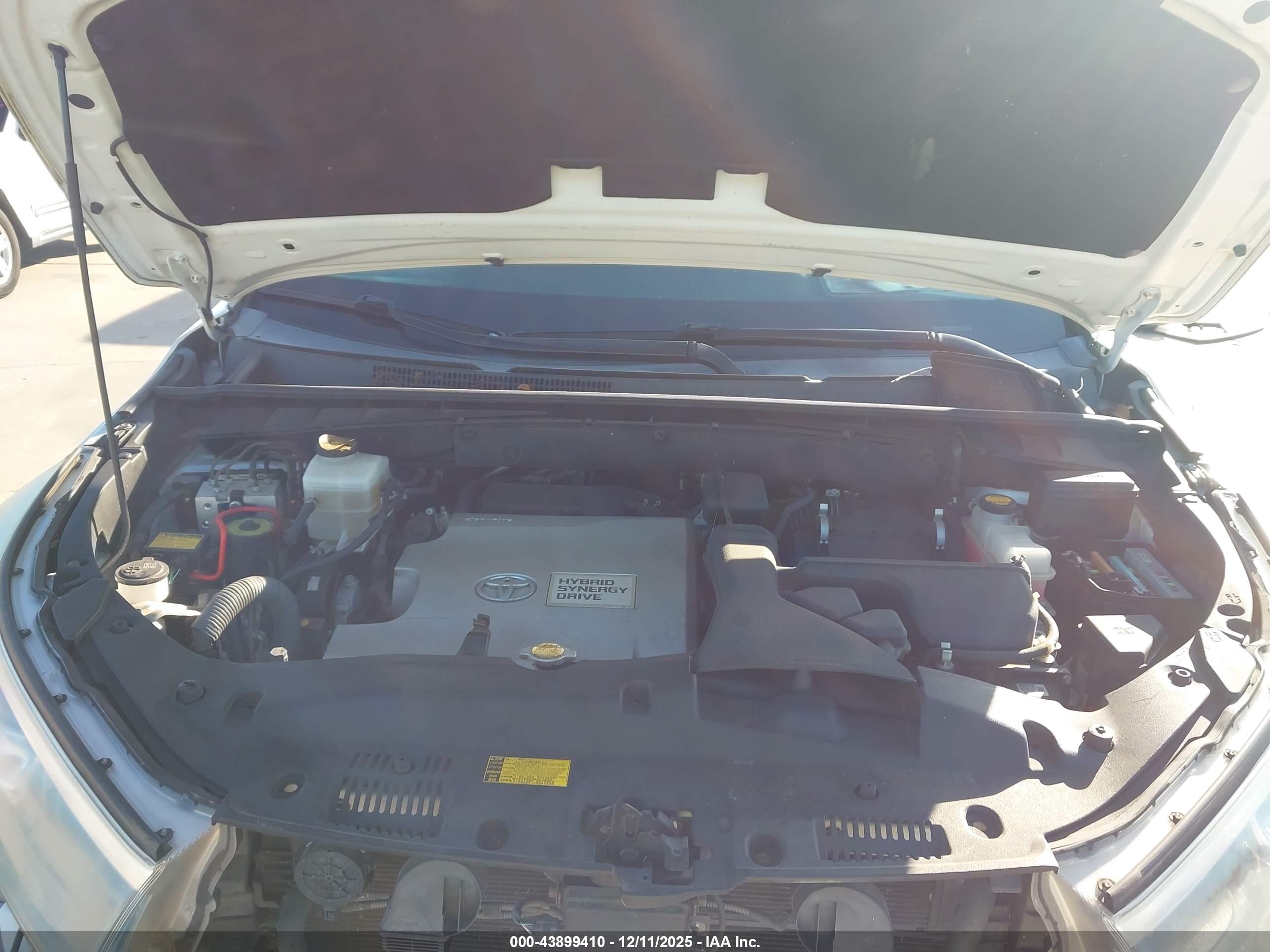 TOYOTA HIGHLANDER image 10