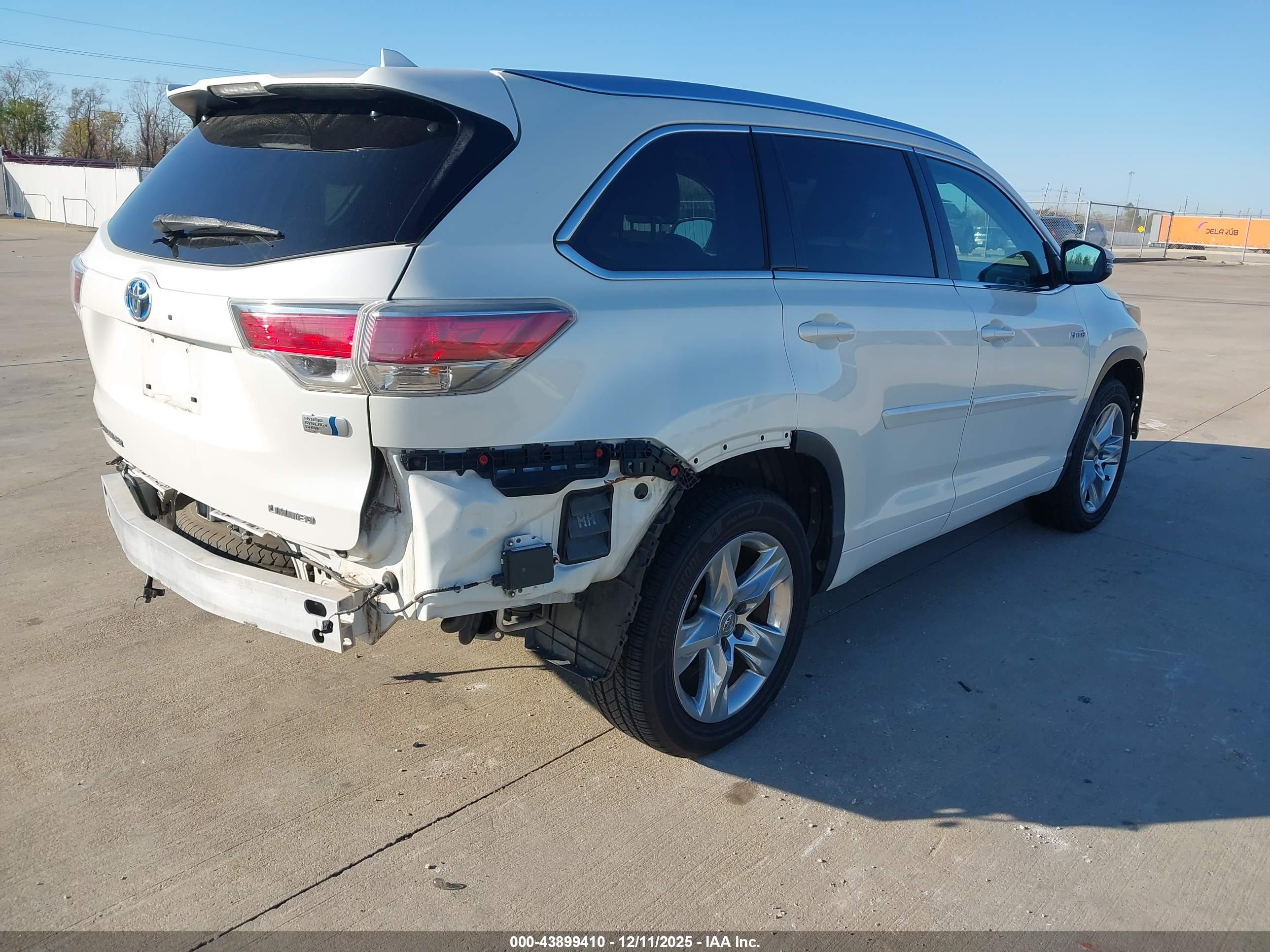 TOYOTA HIGHLANDER image 4