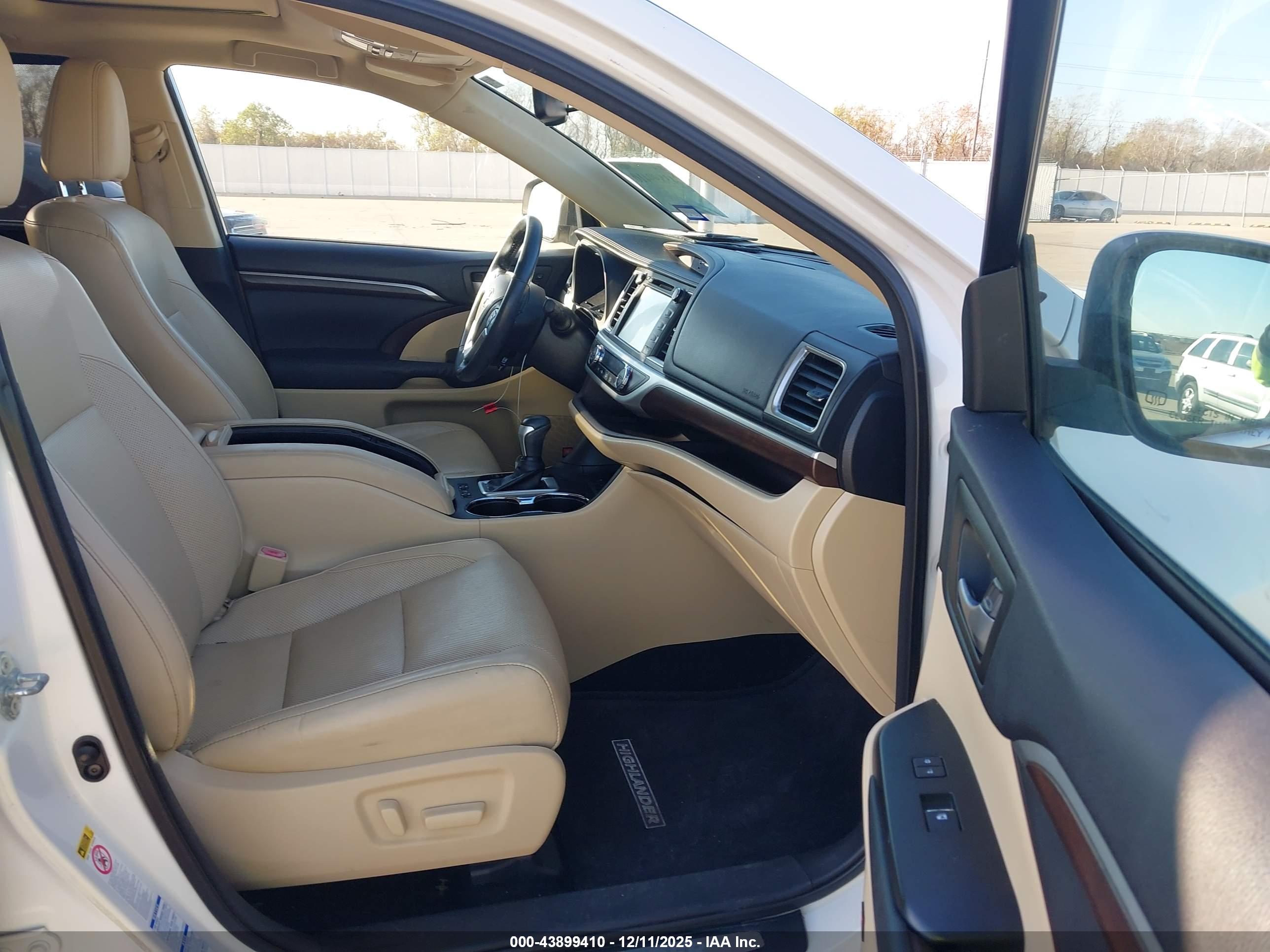 TOYOTA HIGHLANDER image 5