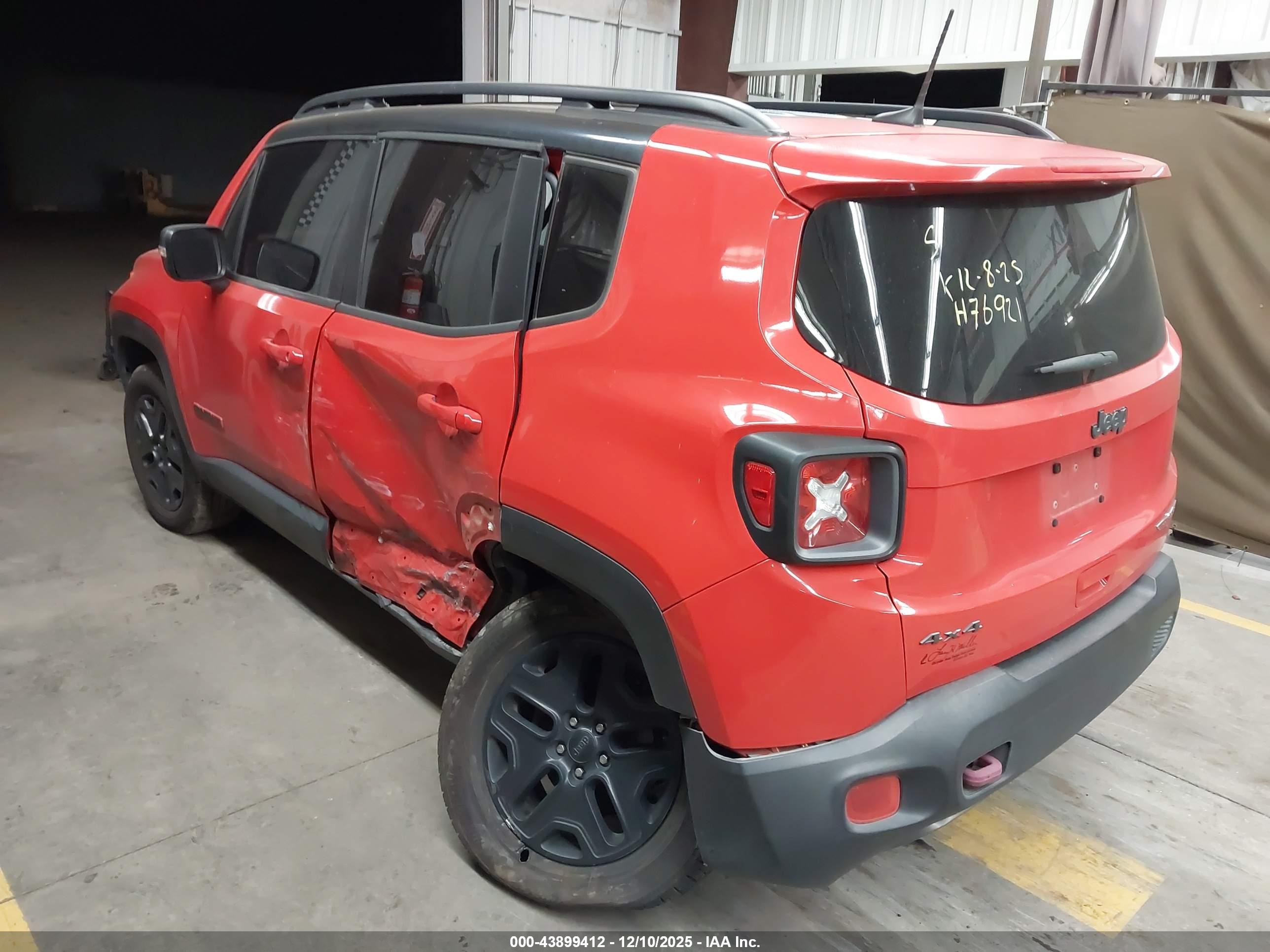 JEEP RENEGADE image 3