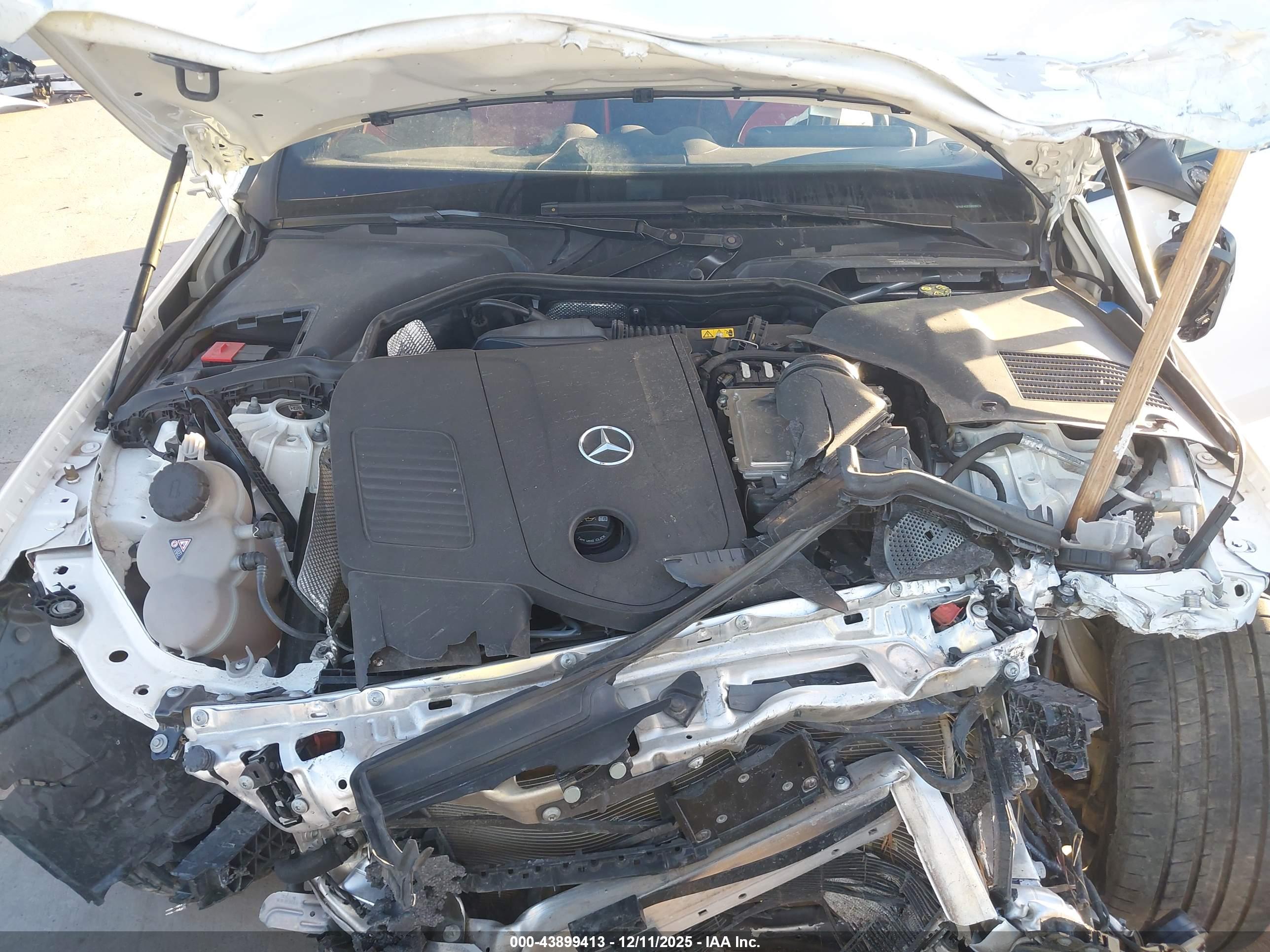 MERCEDES-BENZ C image 10