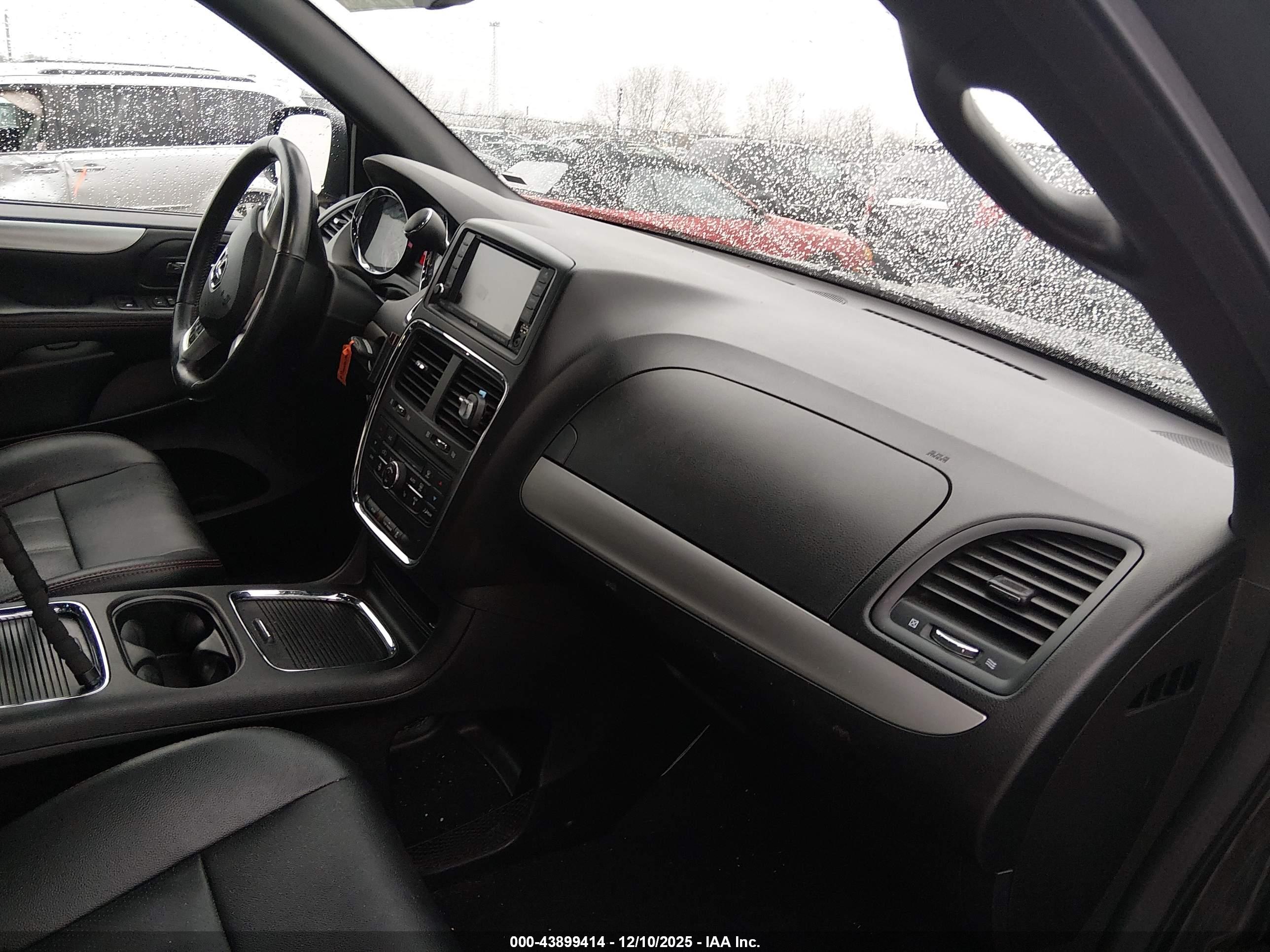 DODGE GRAND image 5