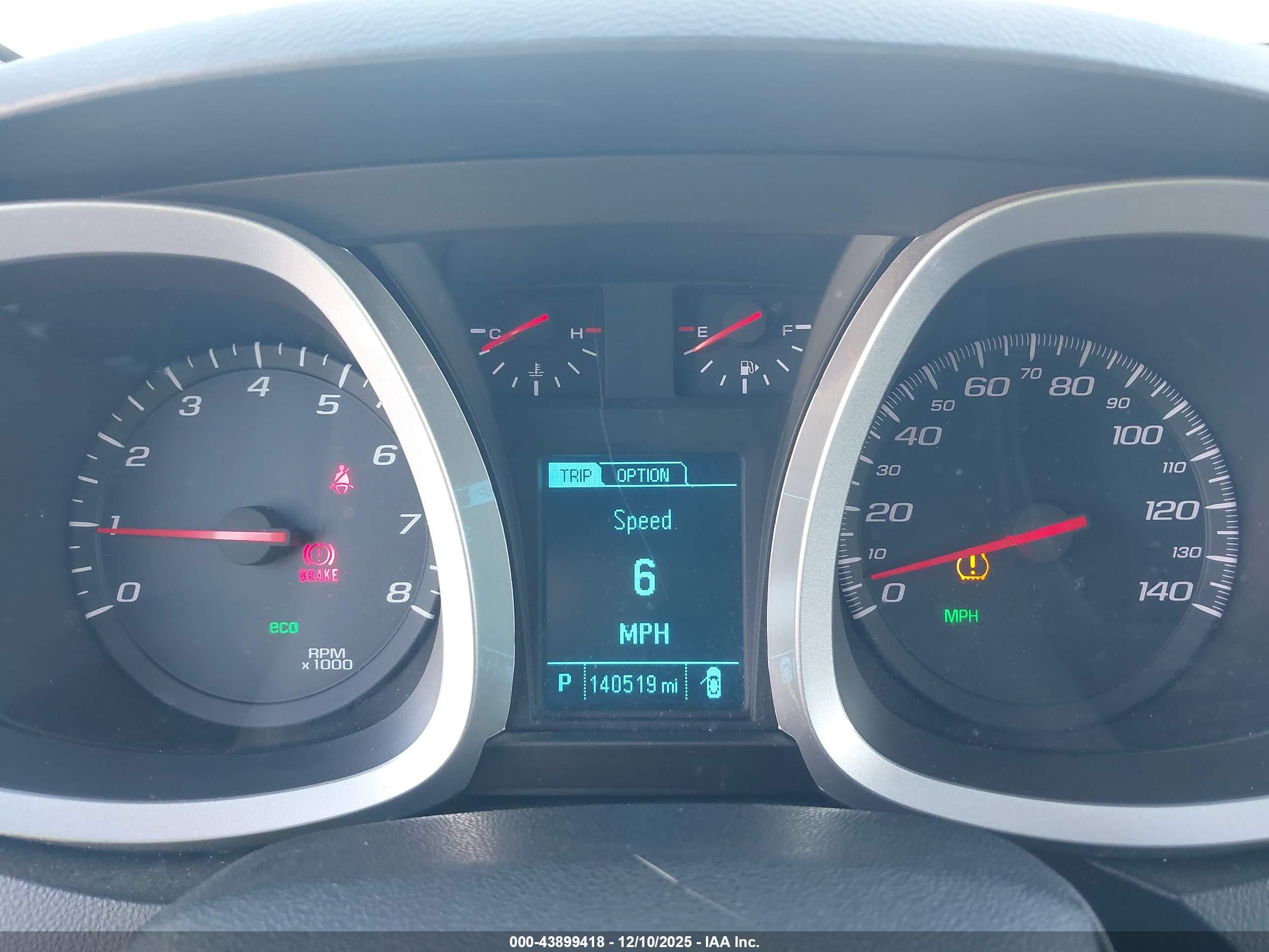 CHEVROLET EQUINOX image 7