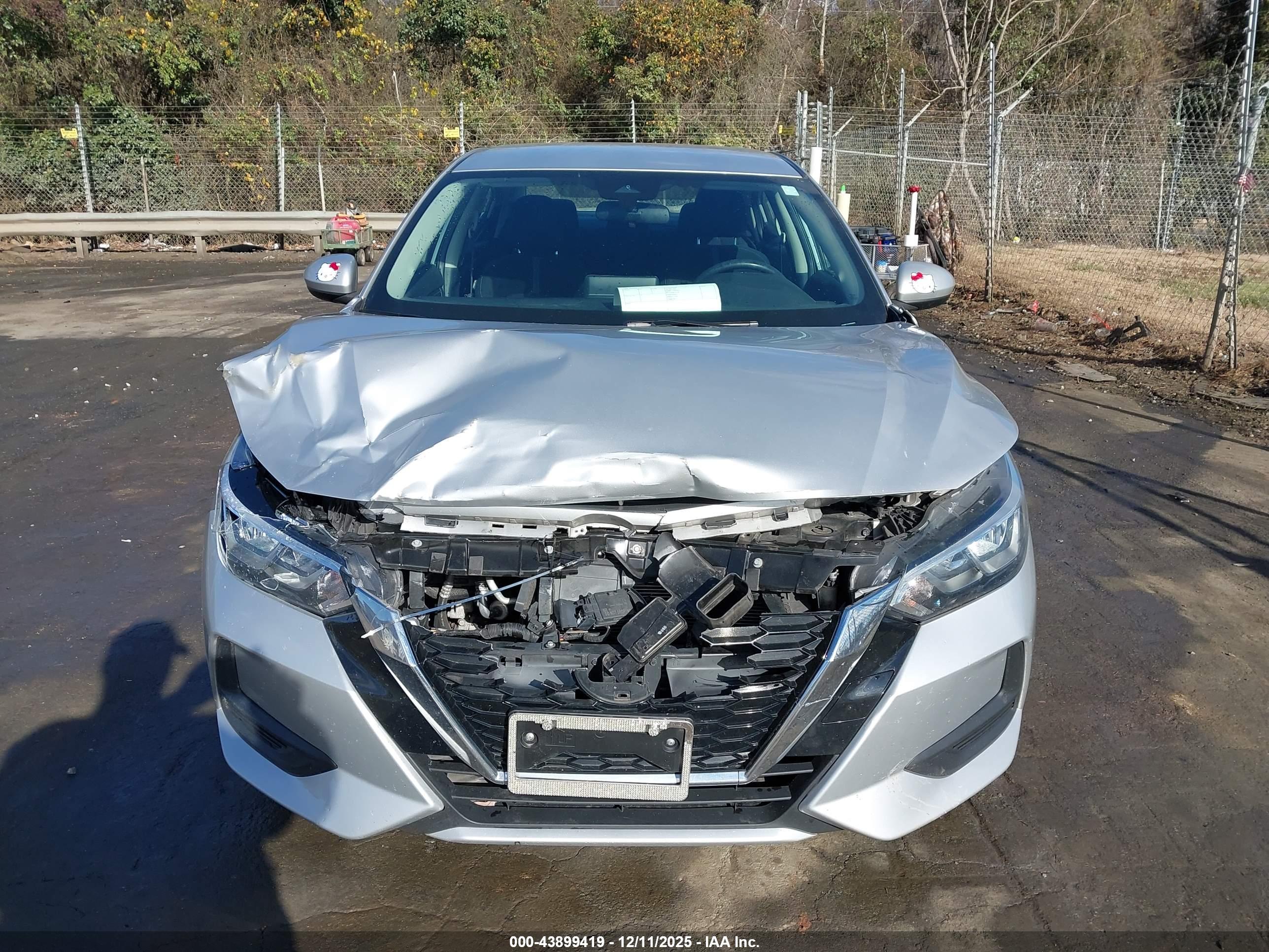 NISSAN SENTRA image 6