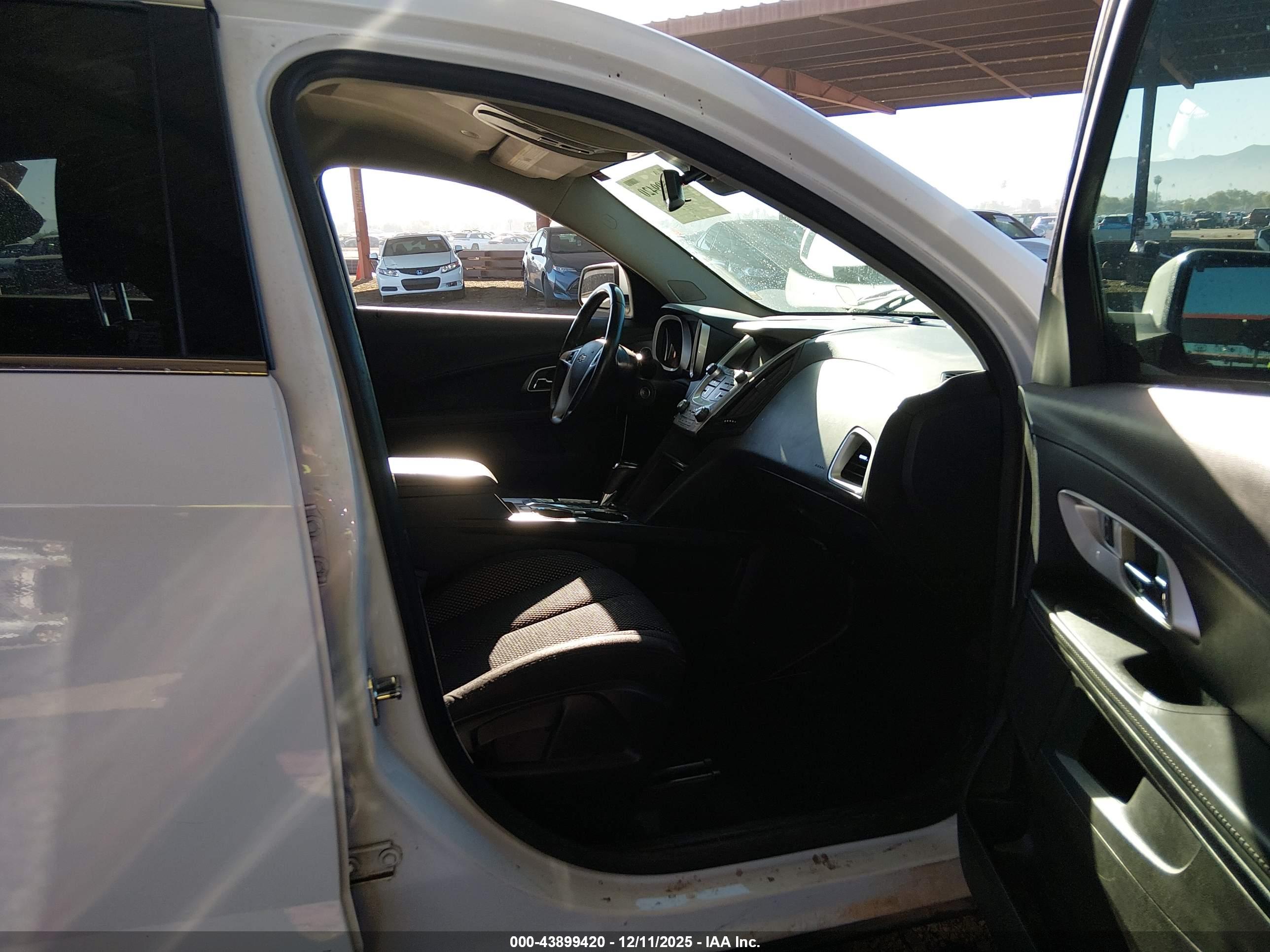 CHEVROLET EQUINOX image 5