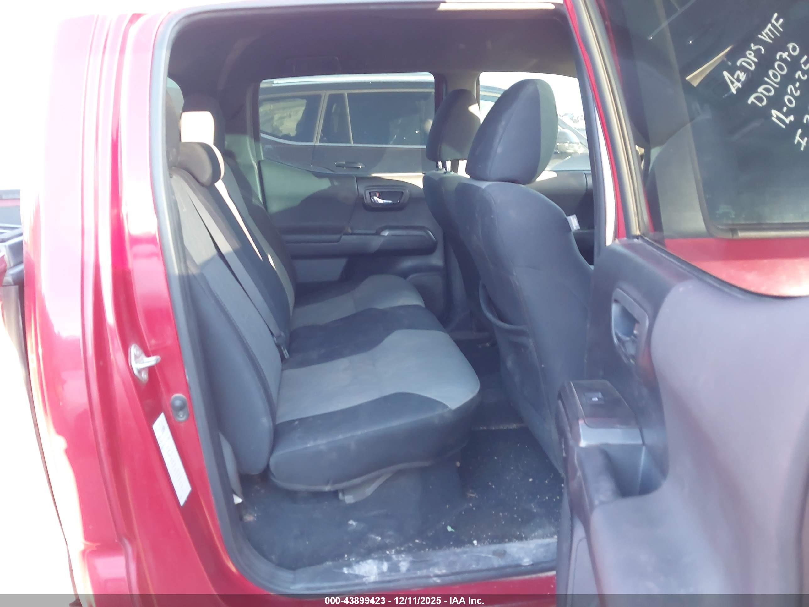 TOYOTA TACOMA image 8