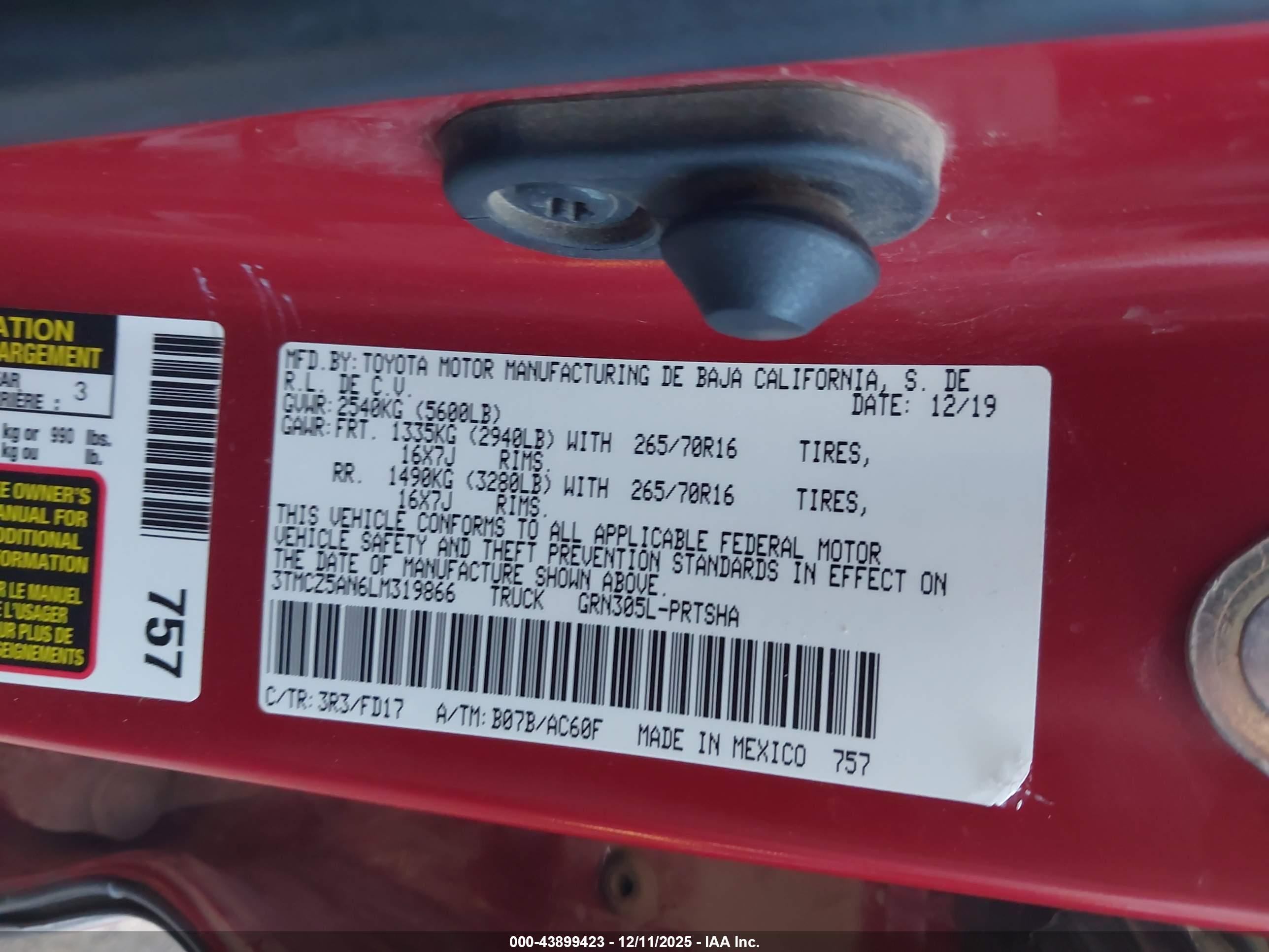TOYOTA TACOMA image 9