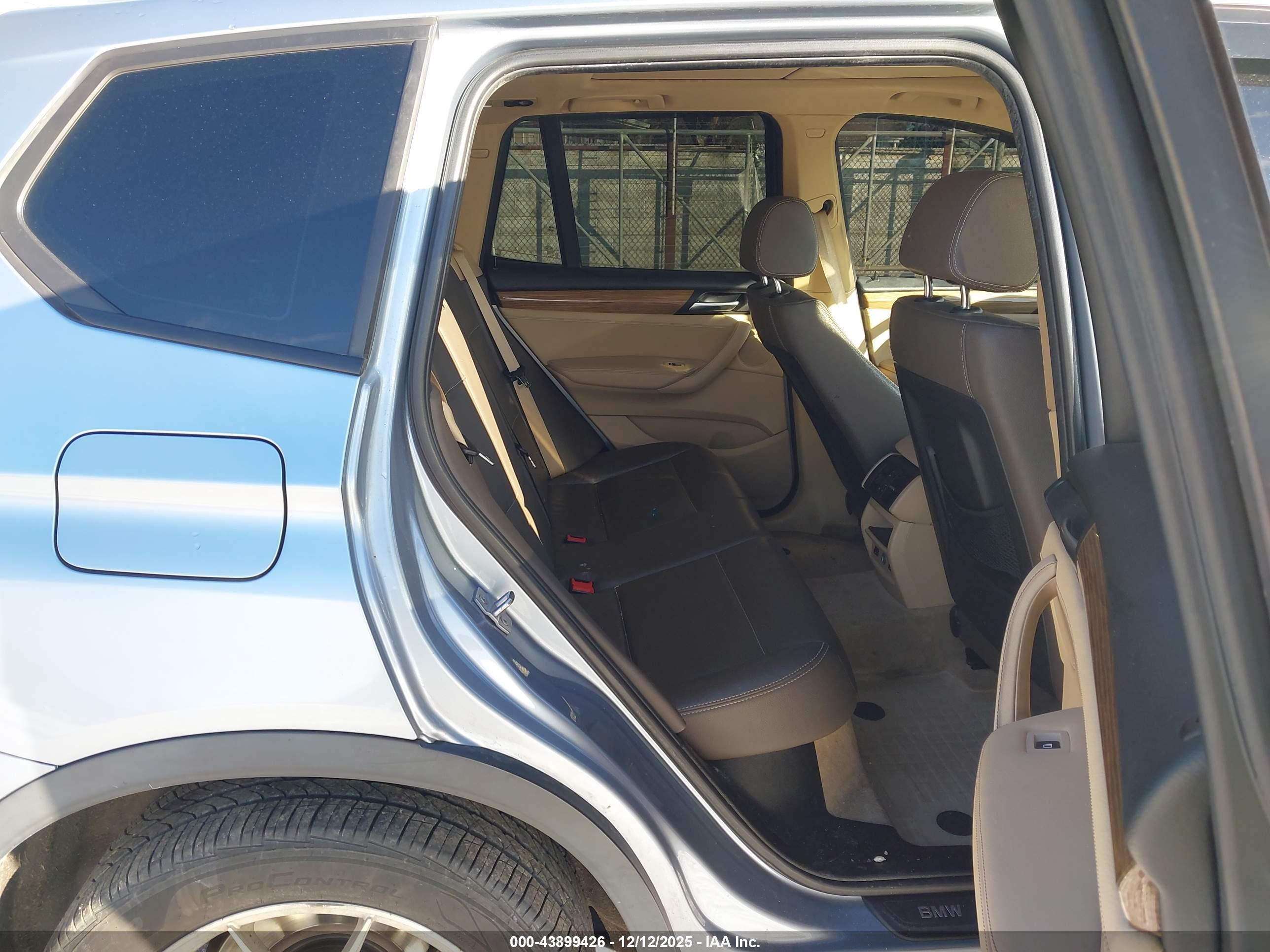 BMW X3 image 8