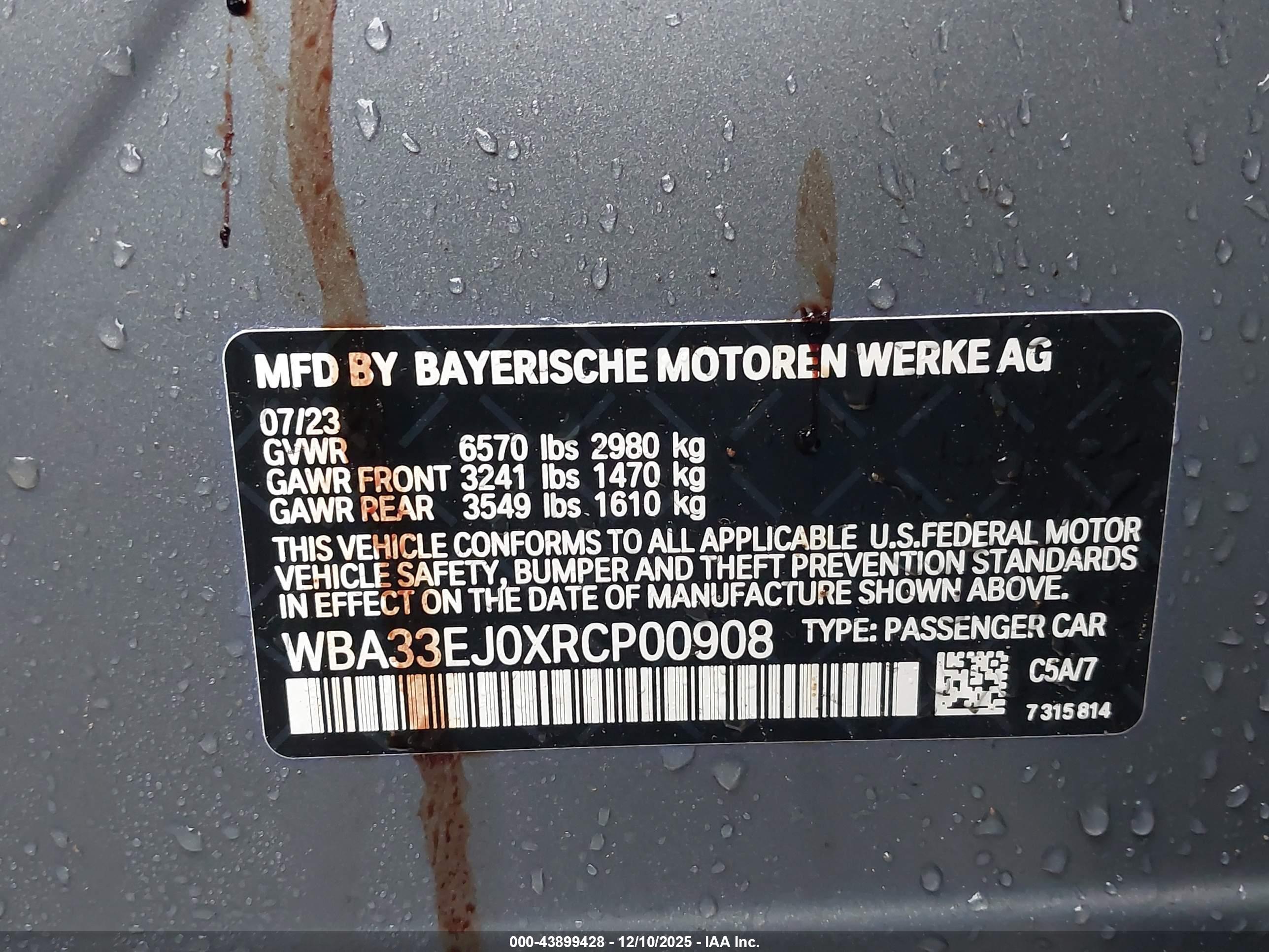 BMW 760I image 9