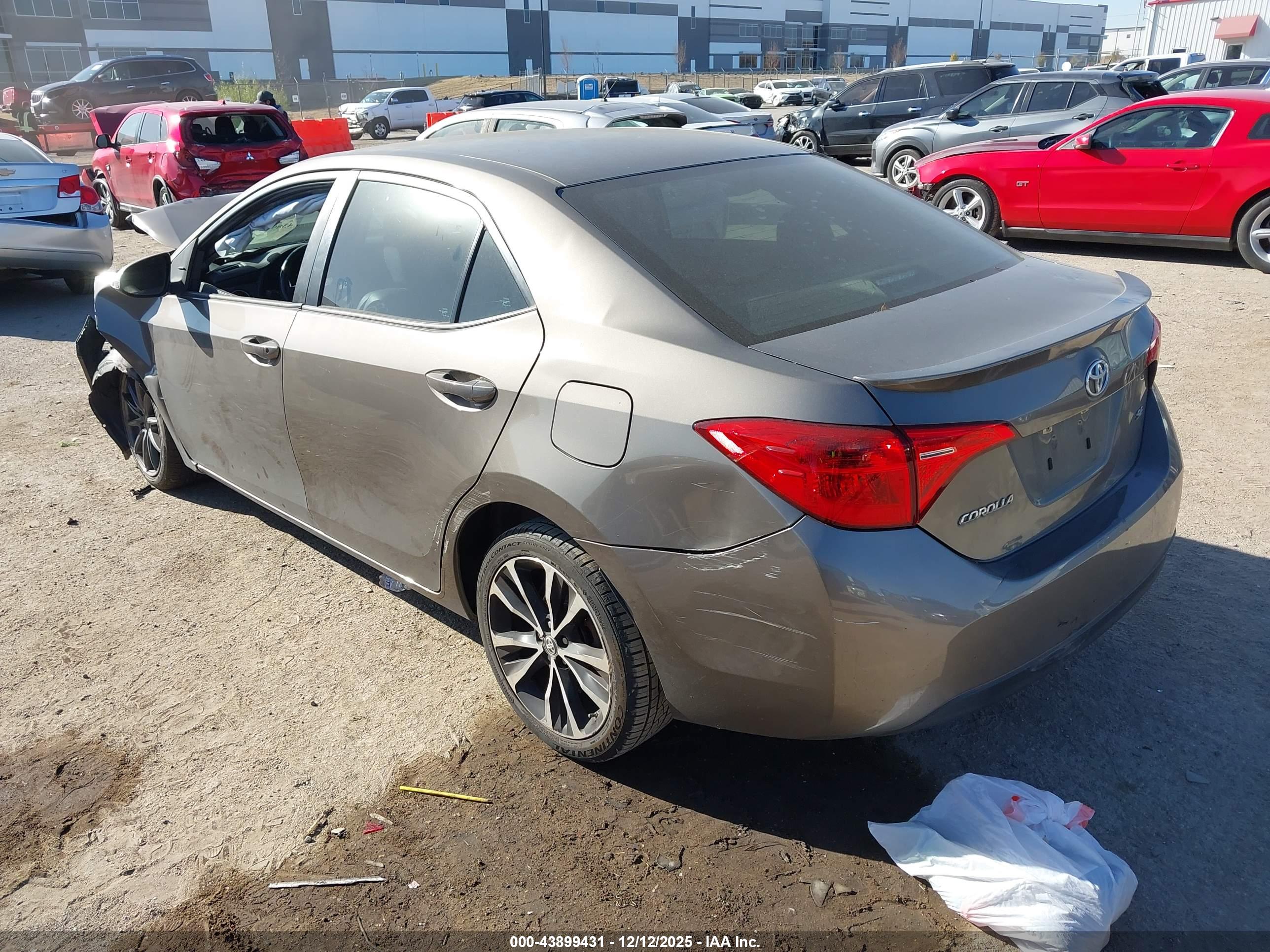TOYOTA COROLLA image 3