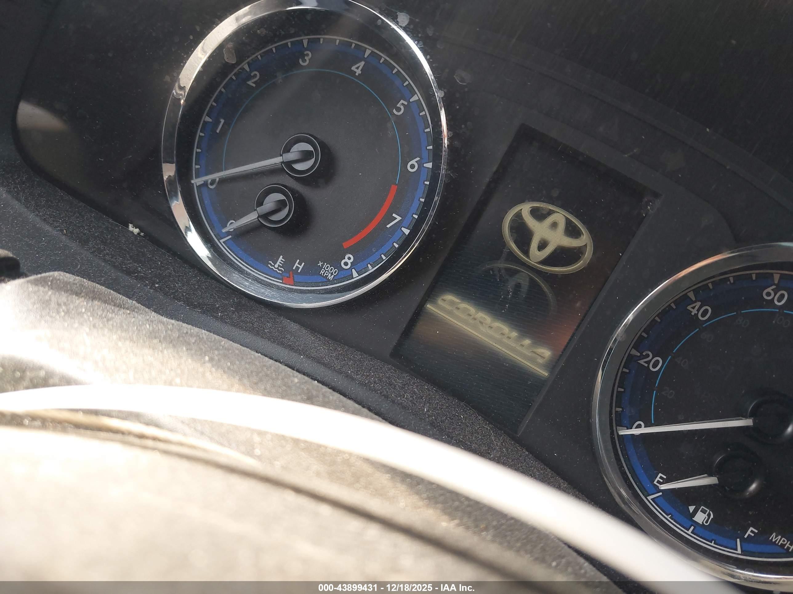 TOYOTA COROLLA image 7
