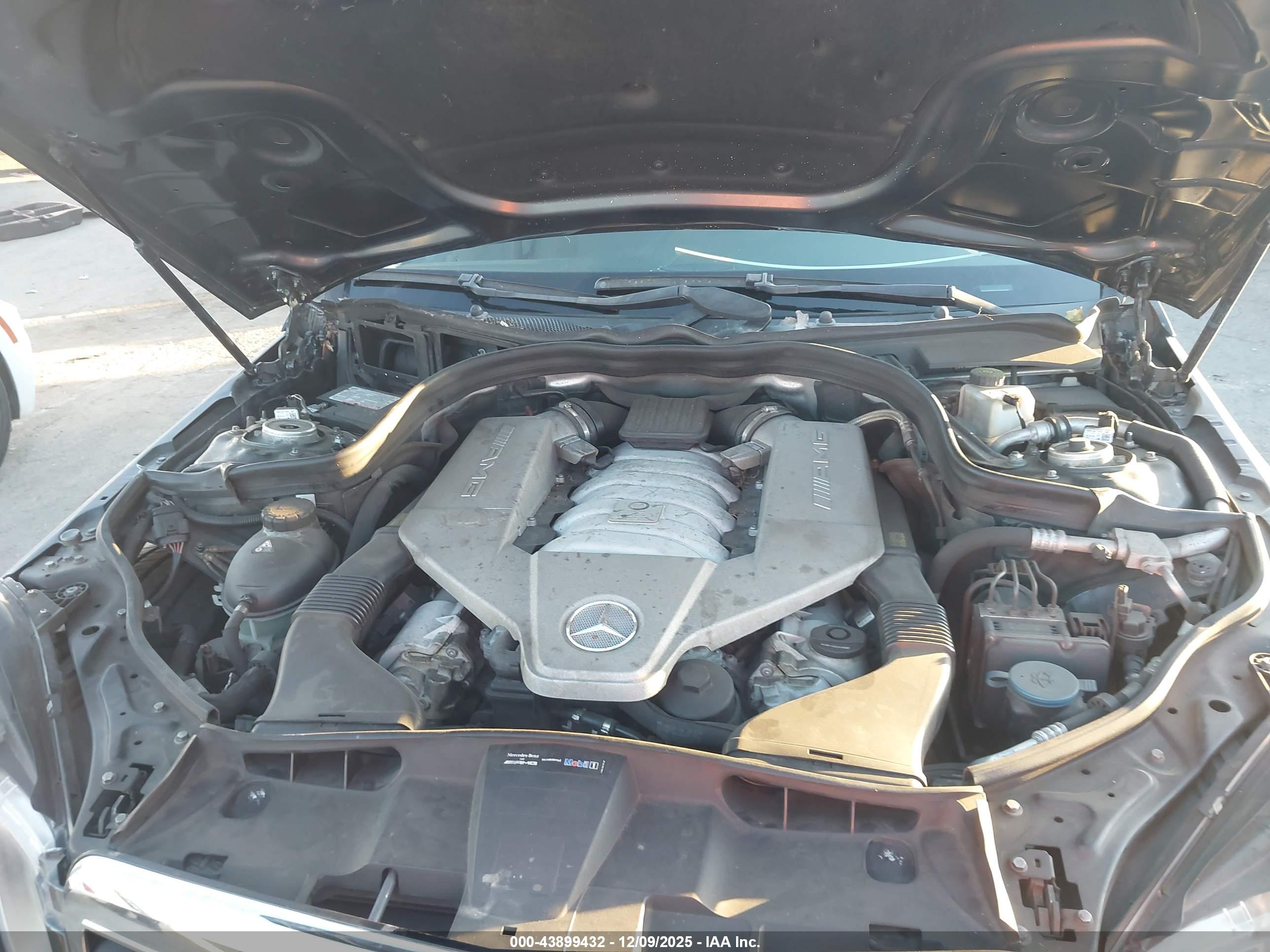 MERCEDES-BENZ E image 10