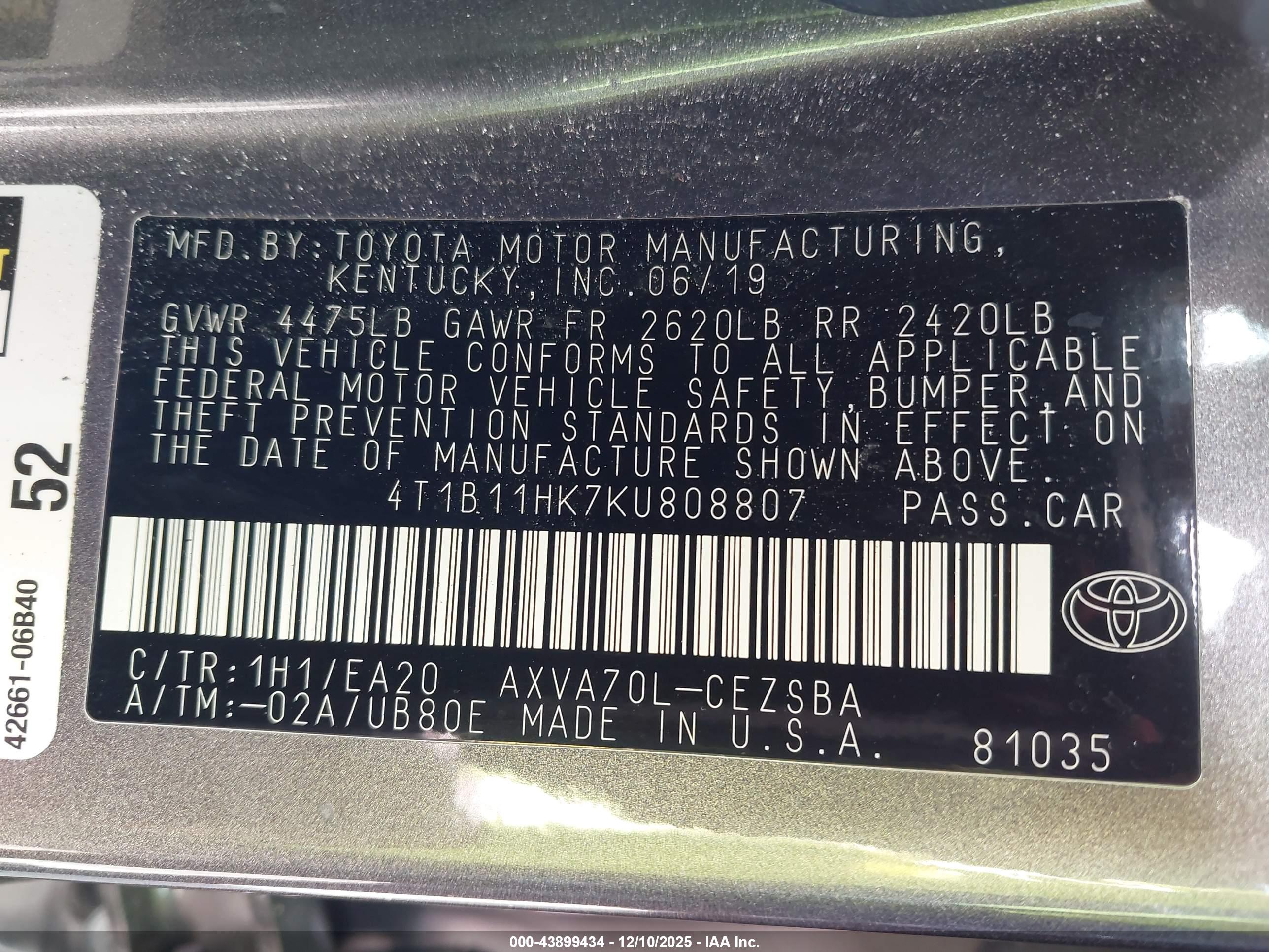 TOYOTA CAMRY image 9