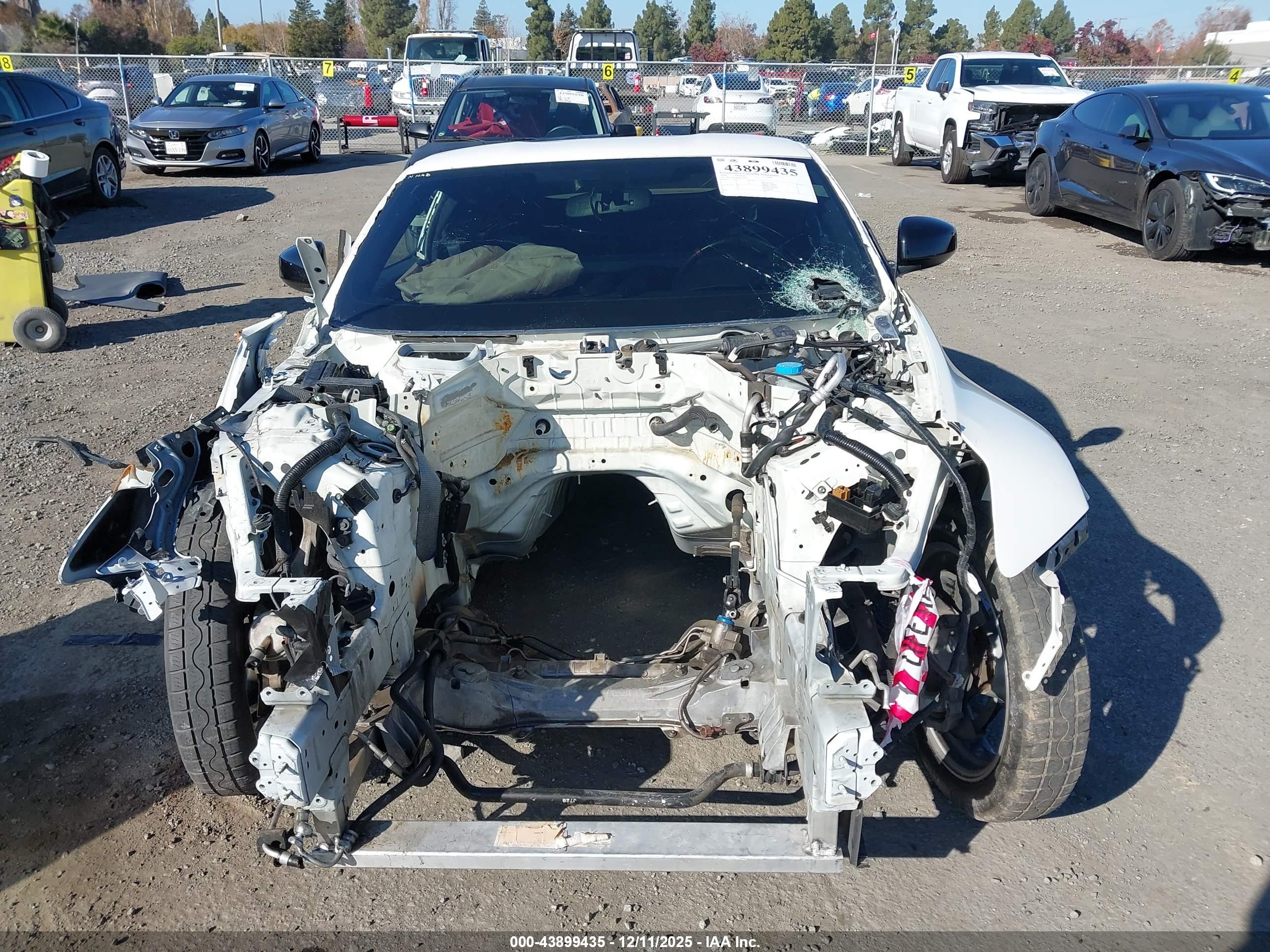 NISSAN 370Z image 6
