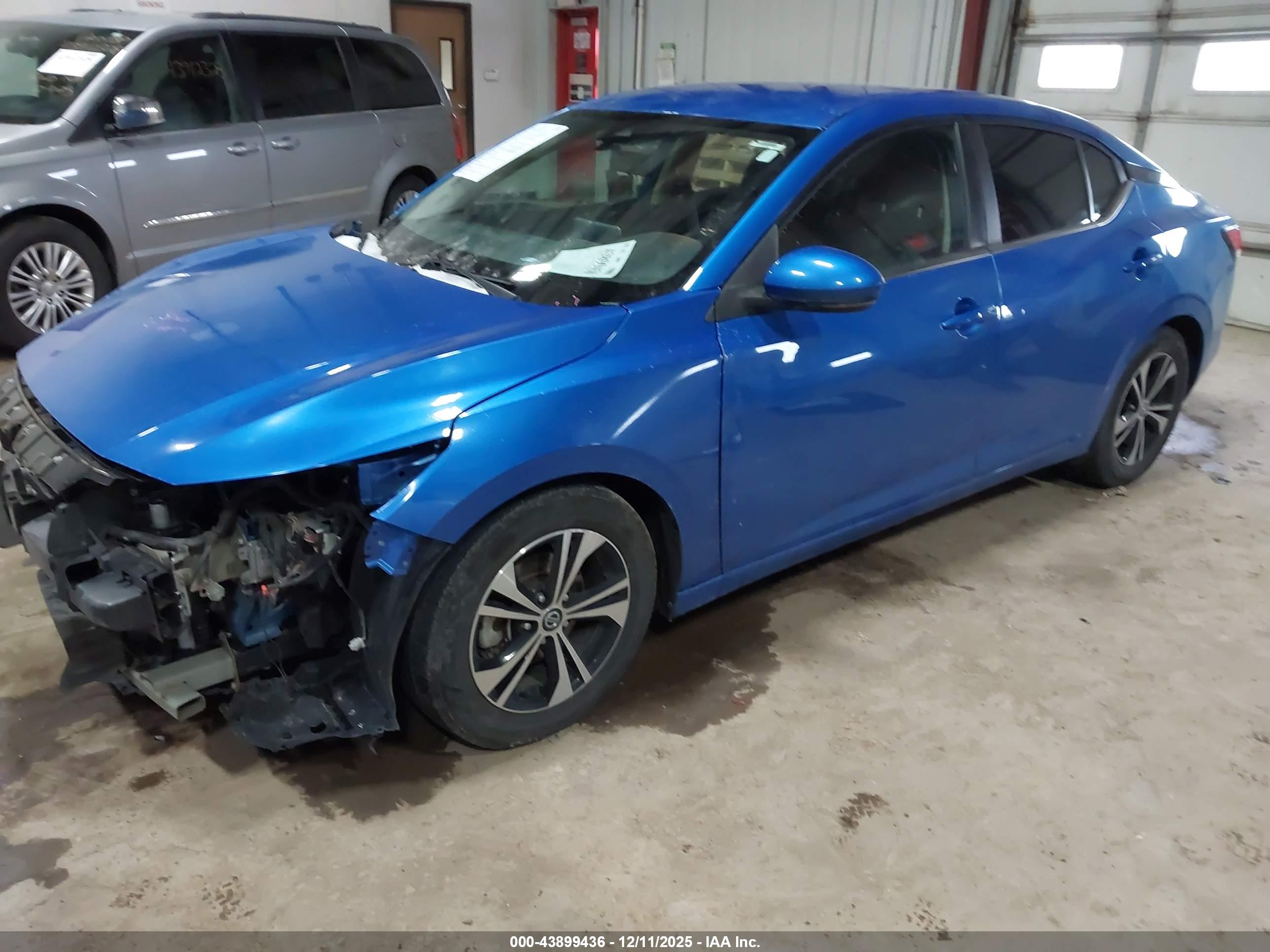 NISSAN SENTRA image 2