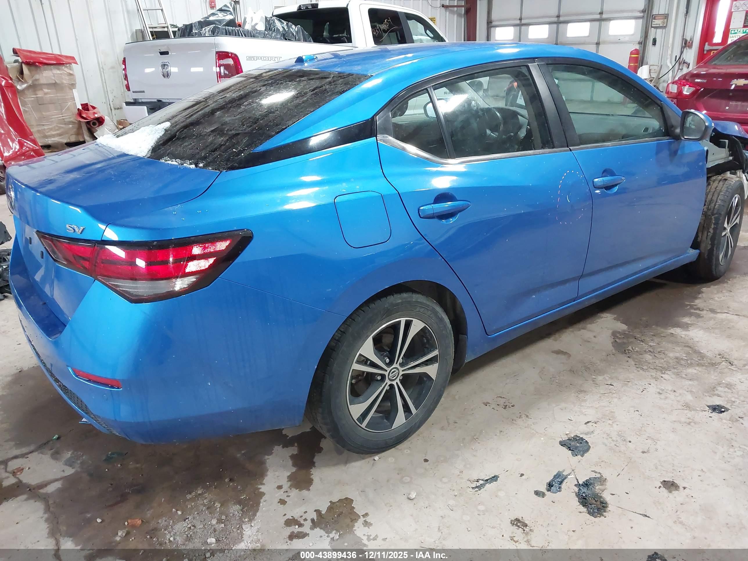 NISSAN SENTRA image 4