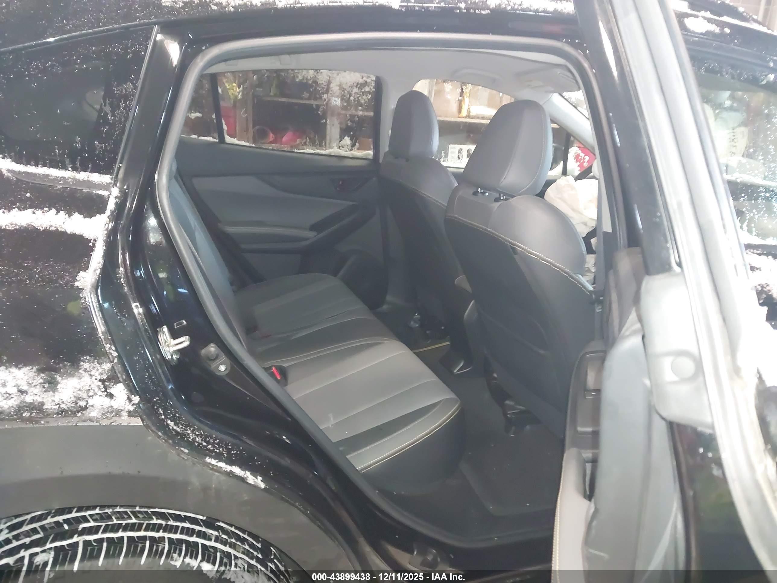 SUBARU CROSSTREK image 8