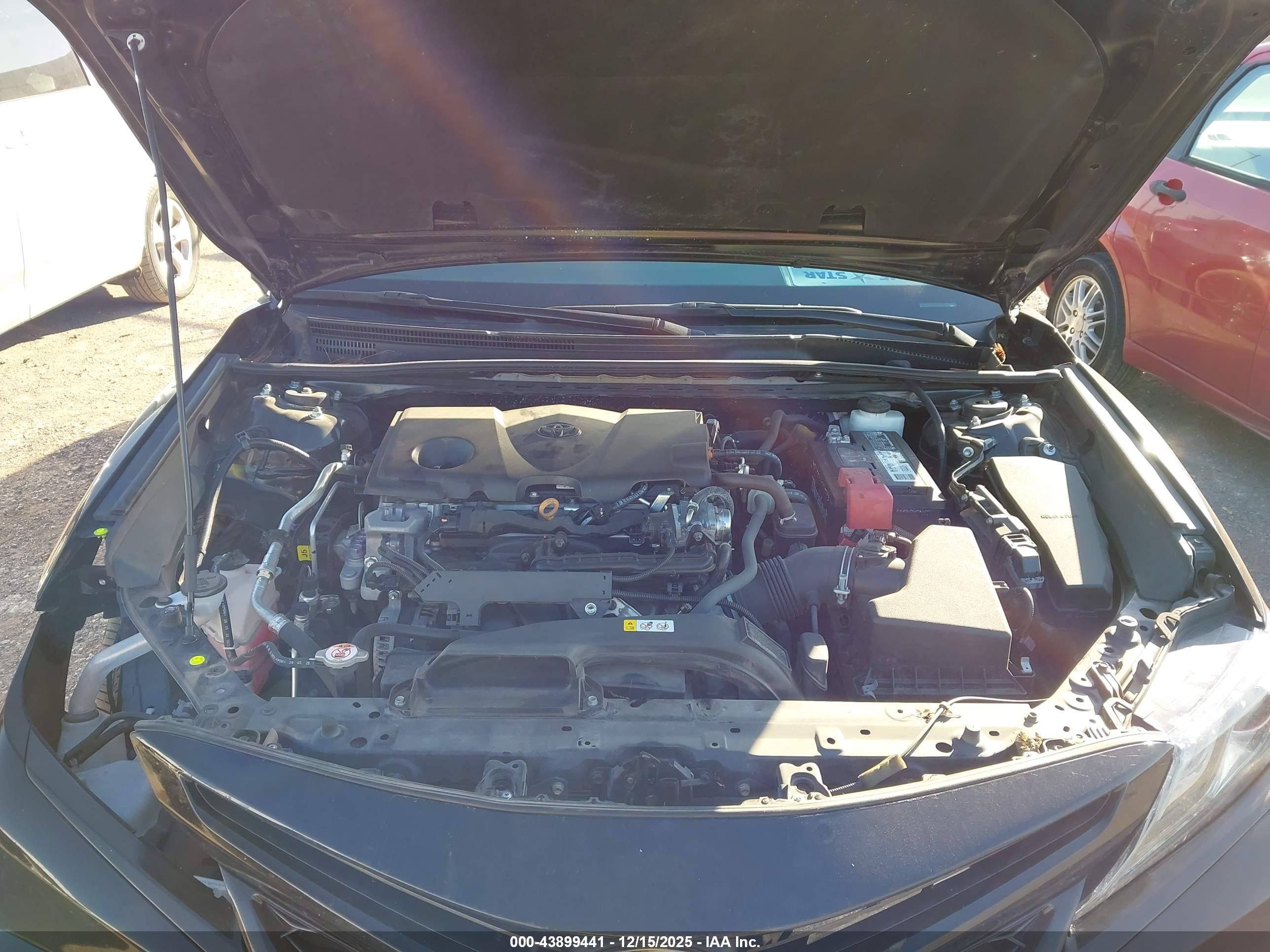 TOYOTA CAMRY image 10
