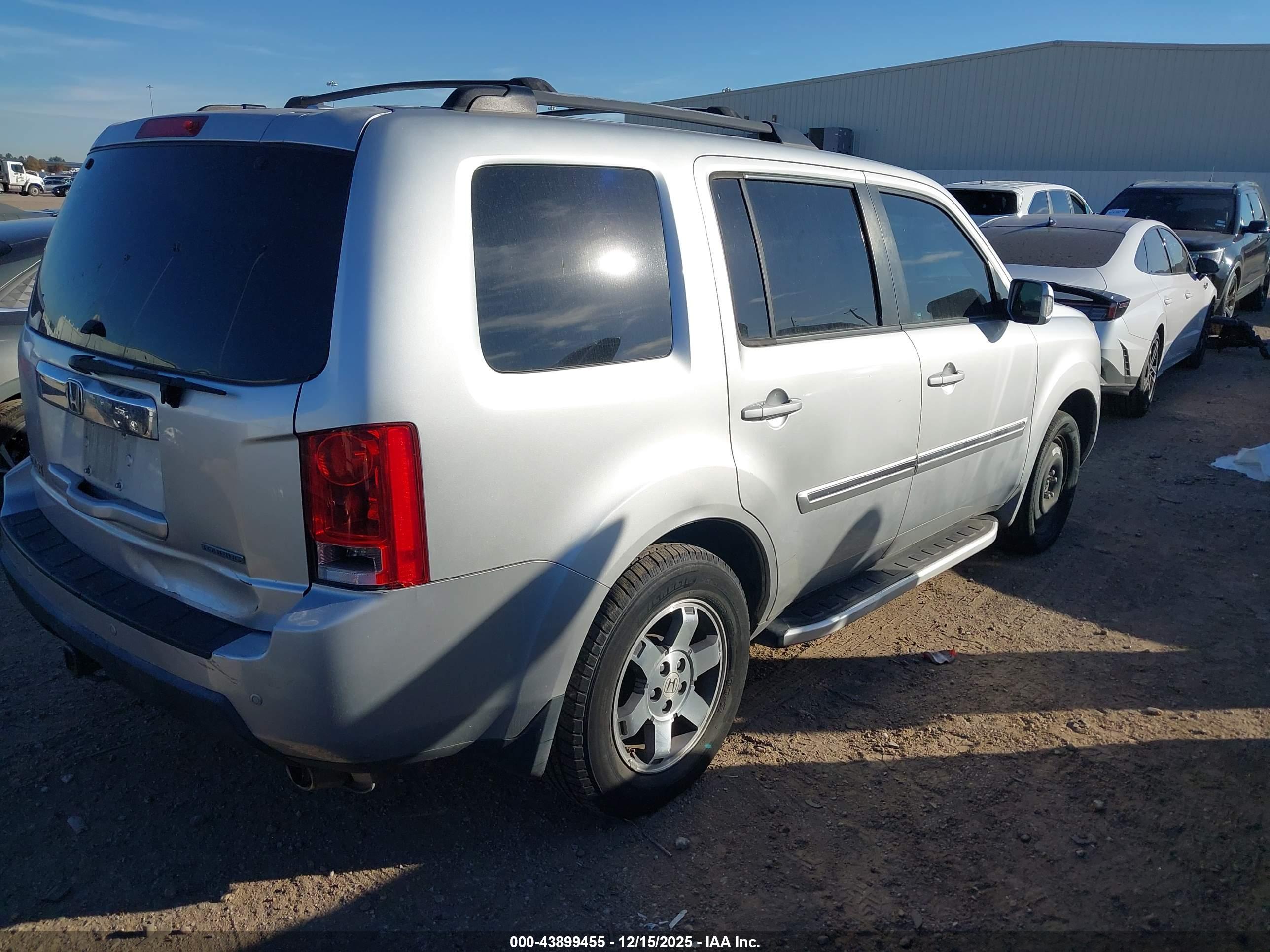HONDA PILOT image 4