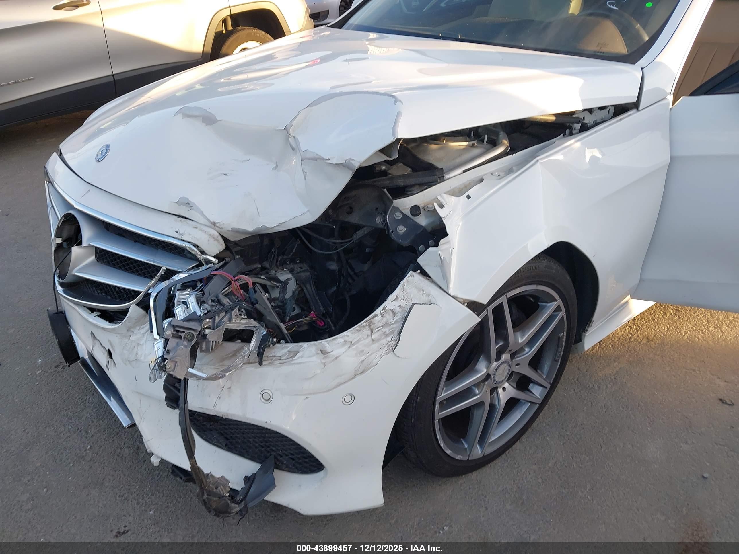 MERCEDES-BENZ E image 6