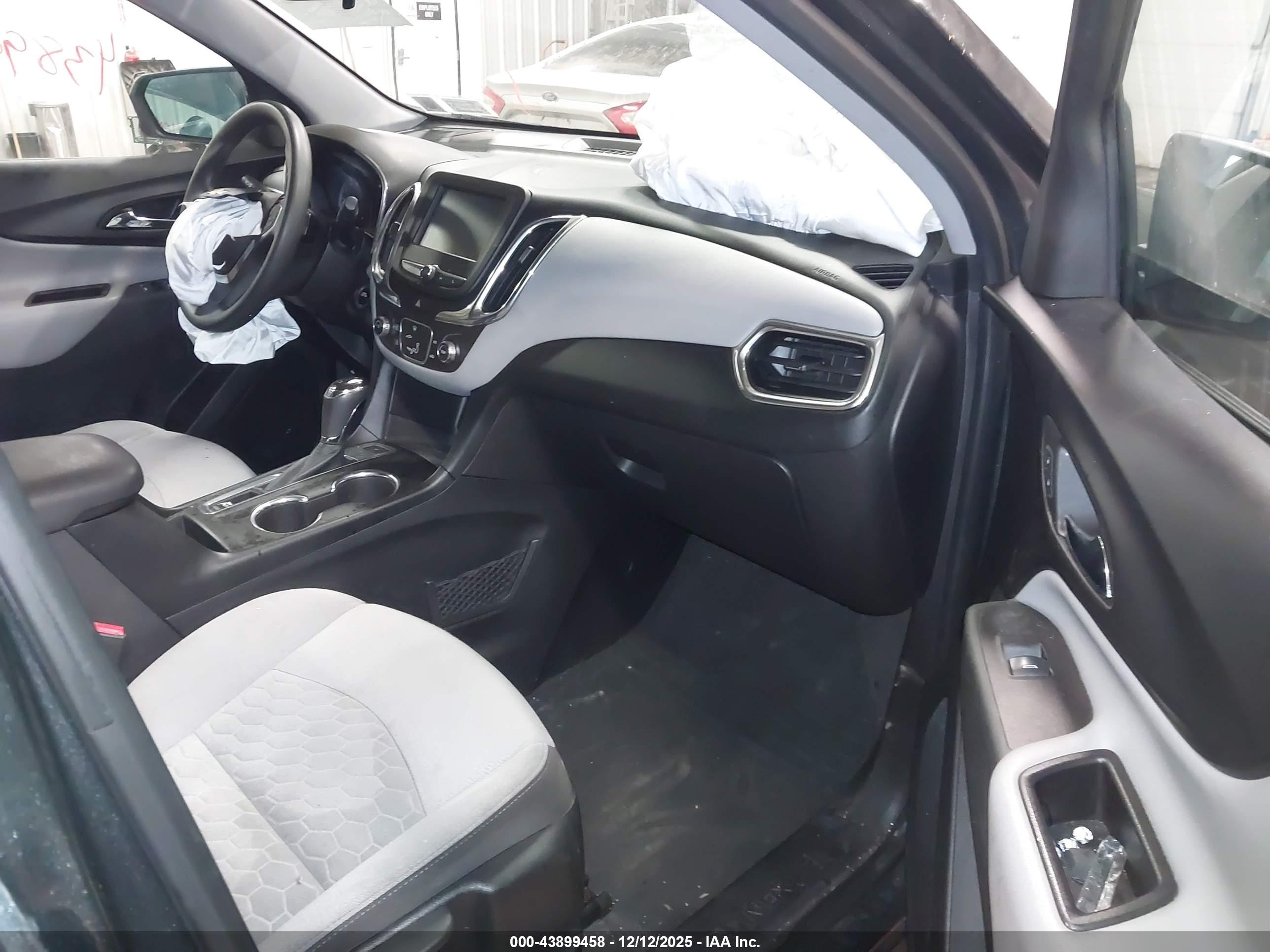 CHEVROLET EQUINOX image 5