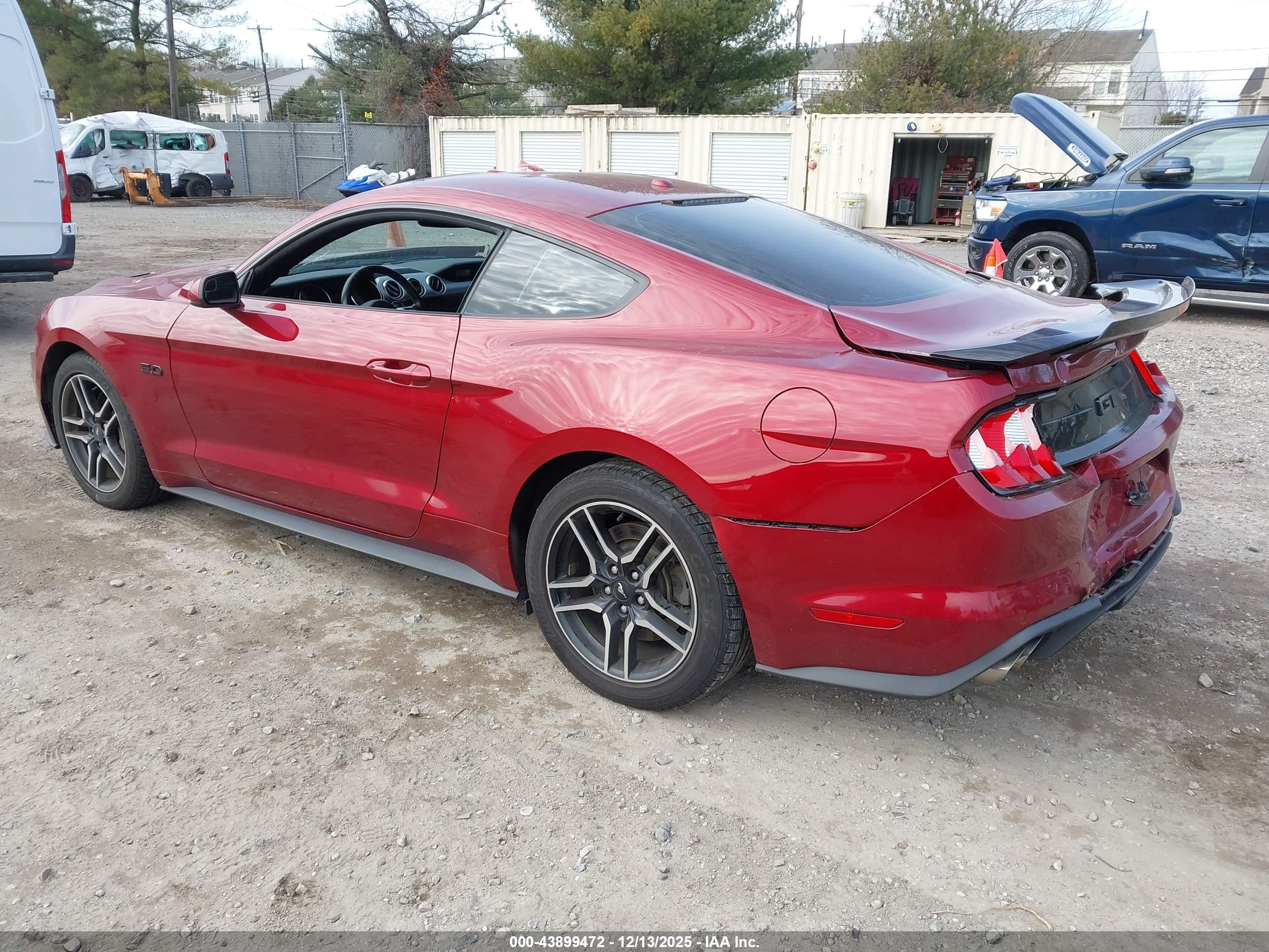 FORD MUSTANG image 3