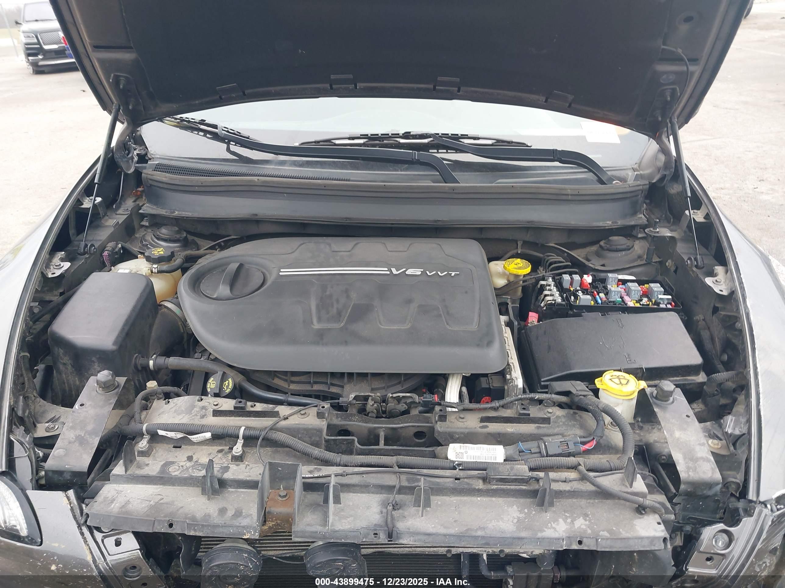 JEEP CHEROKEE image 10
