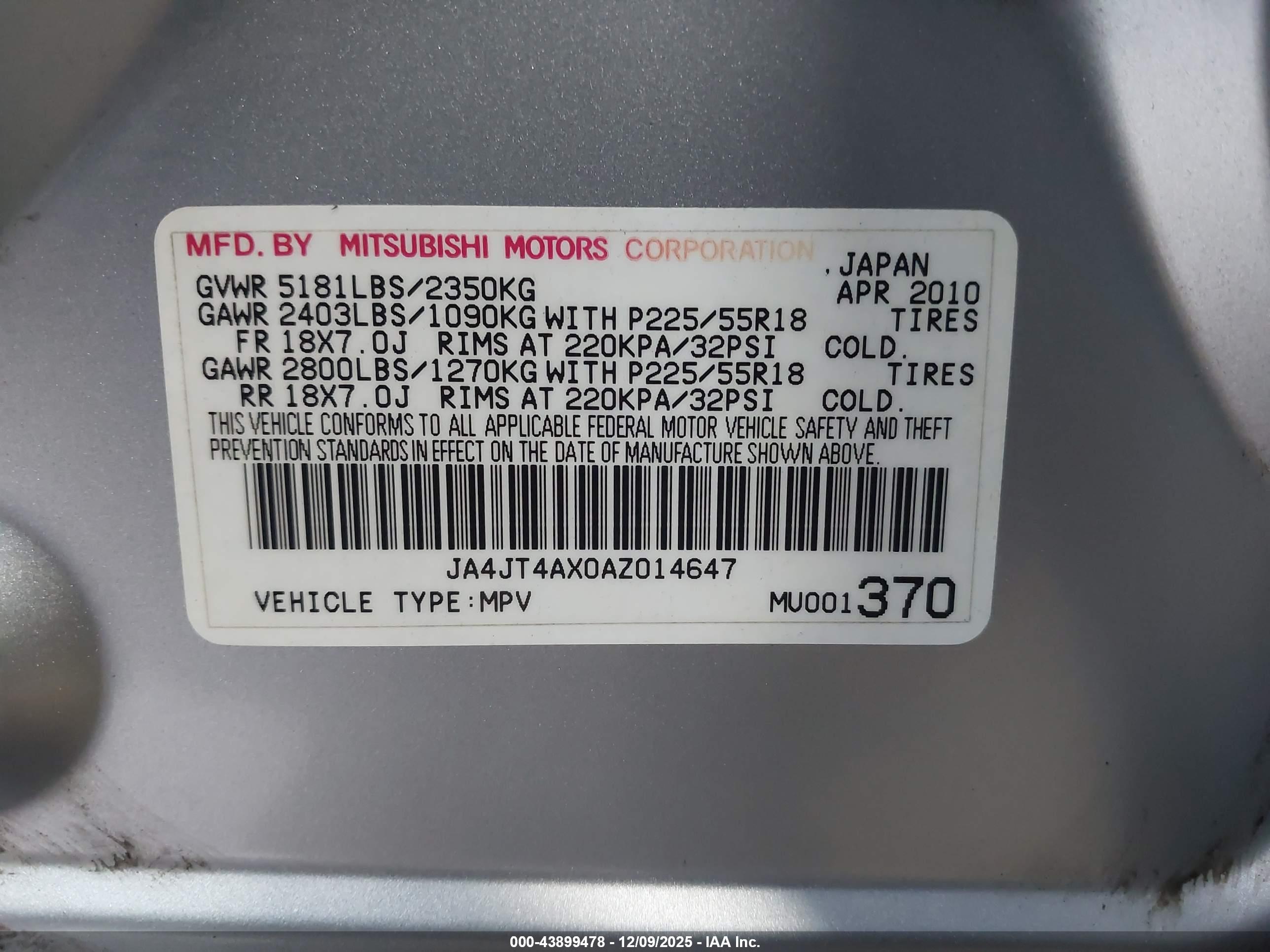 MITSUBISHI OUTLANDER image 9