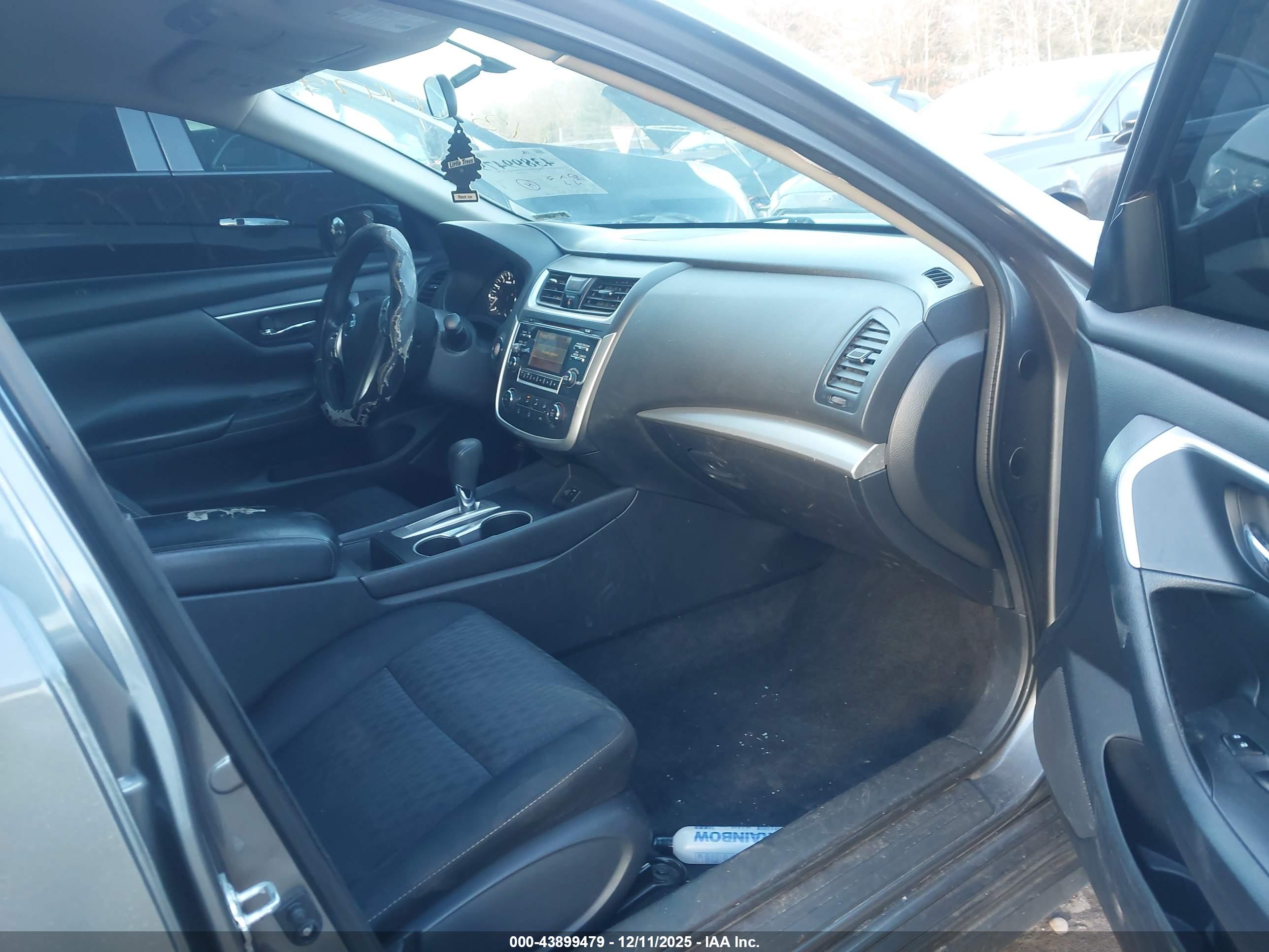 NISSAN ALTIMA image 5