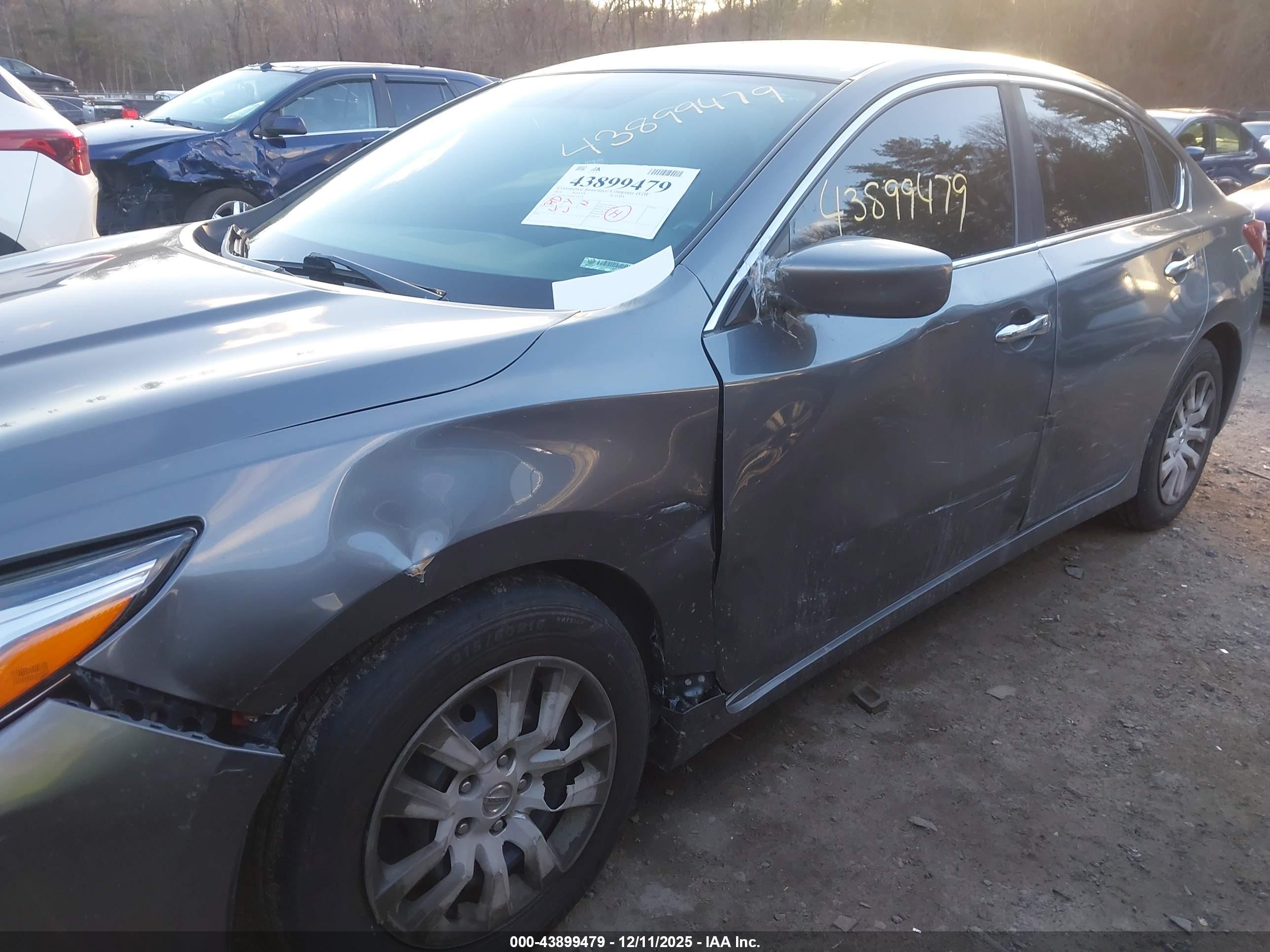 NISSAN ALTIMA image 6