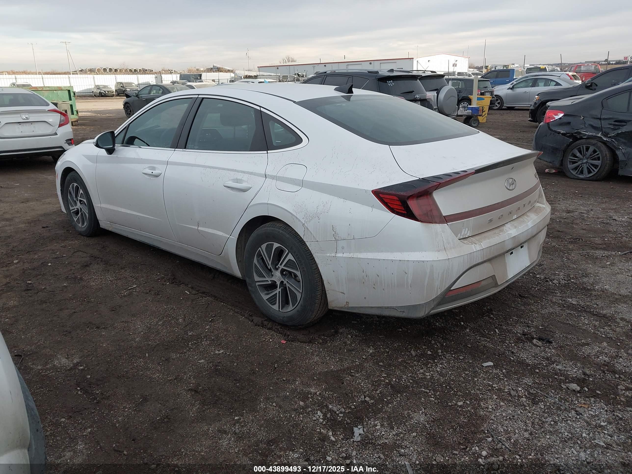 HYUNDAI SONATA image 3
