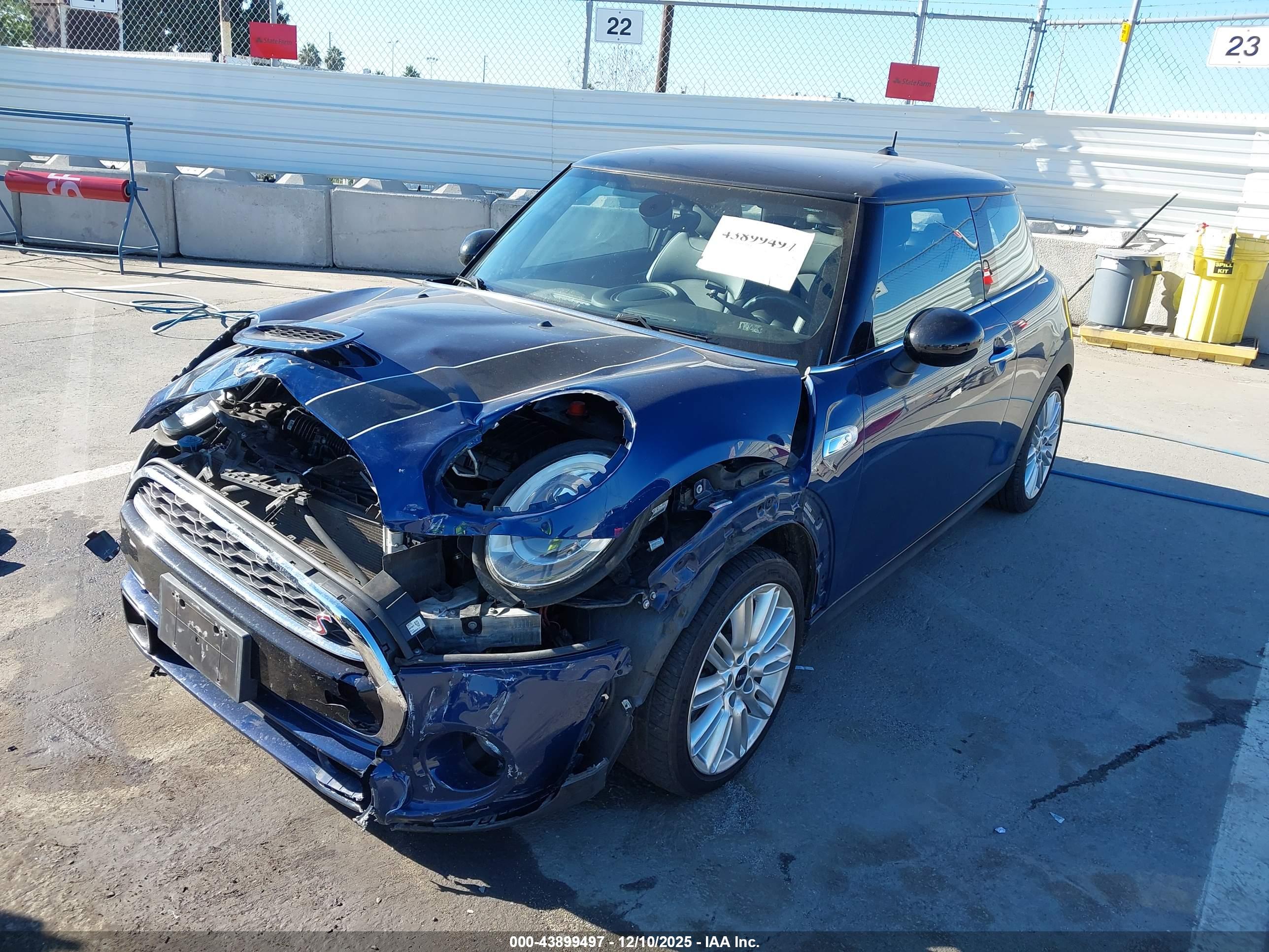 MINI HARDTOP image 2