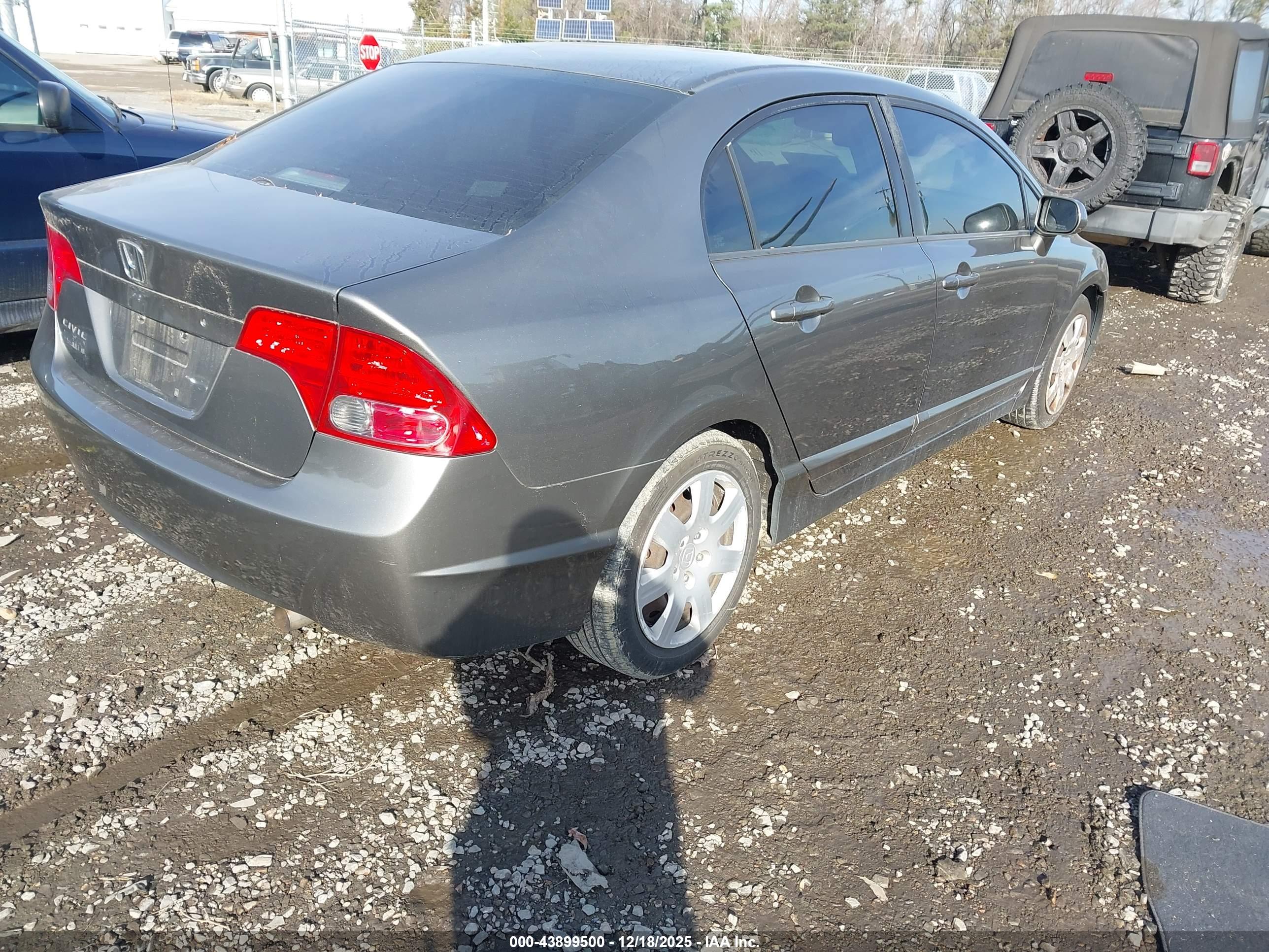 HONDA CIVIC image 4