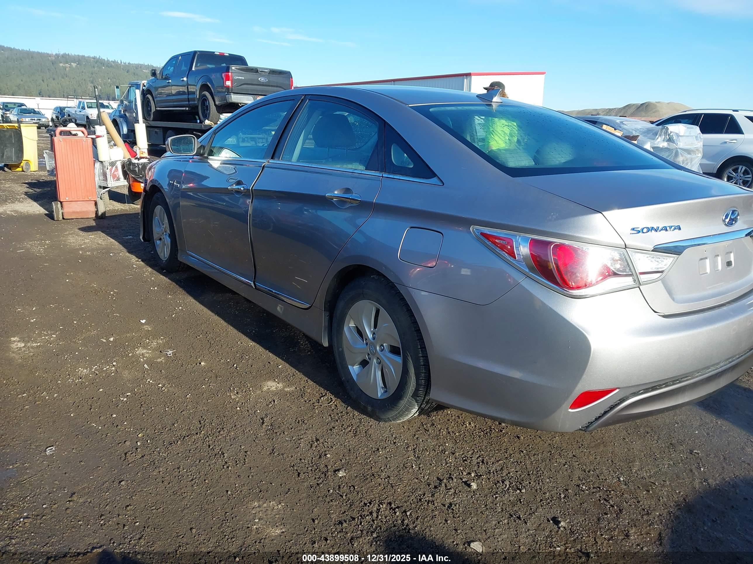 HYUNDAI SONATA image 3