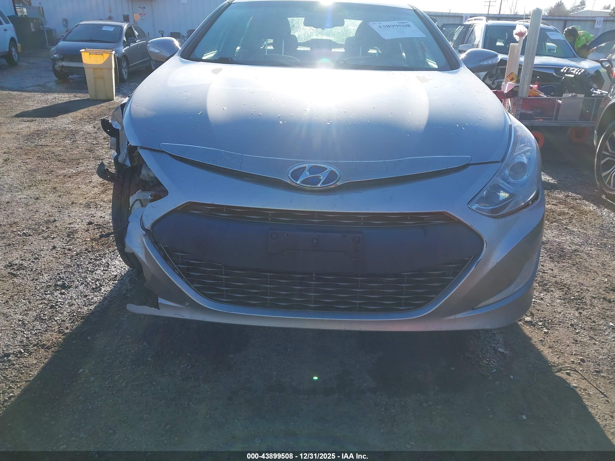 HYUNDAI SONATA image 6