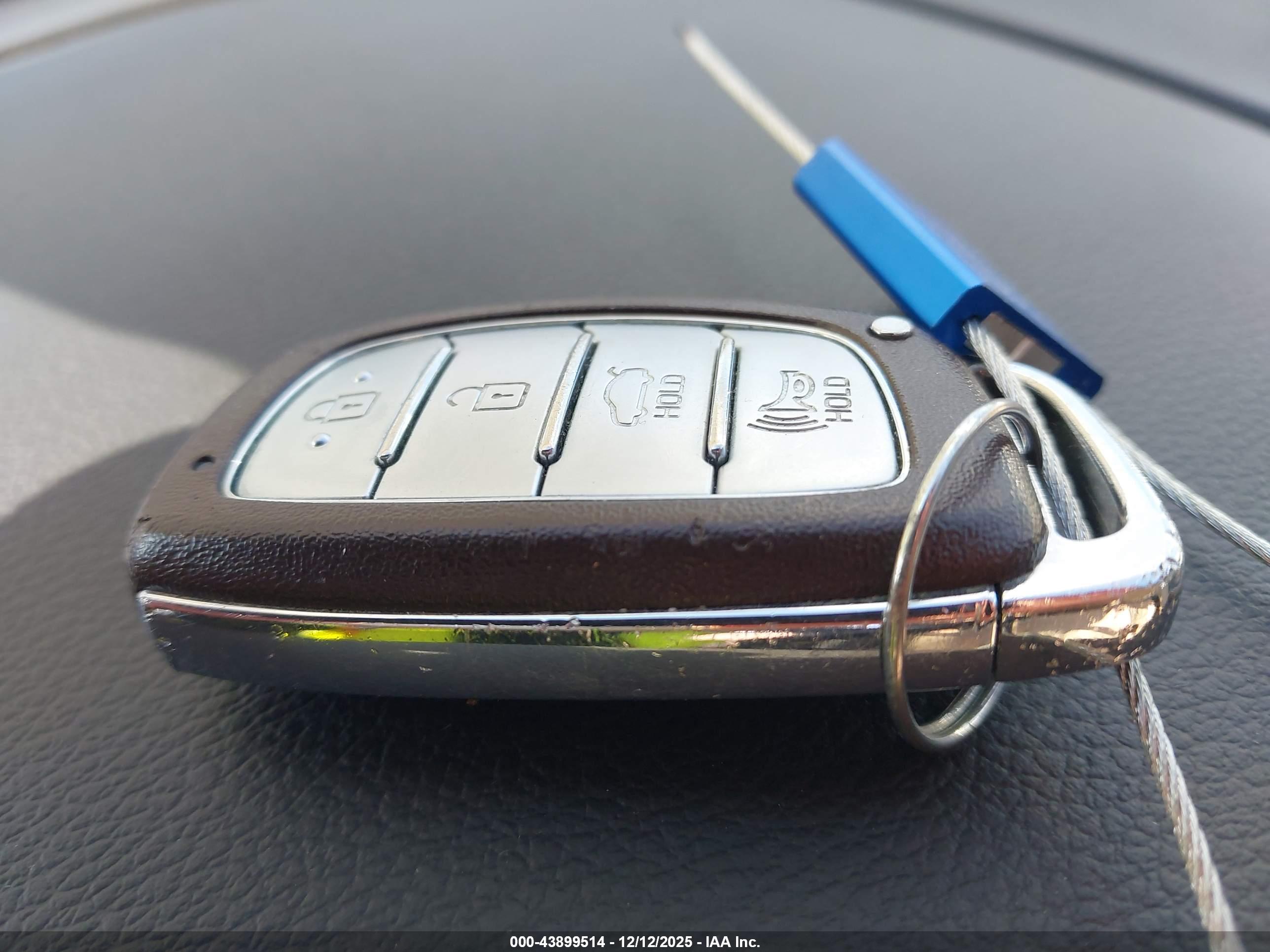 HYUNDAI SONATA image 11