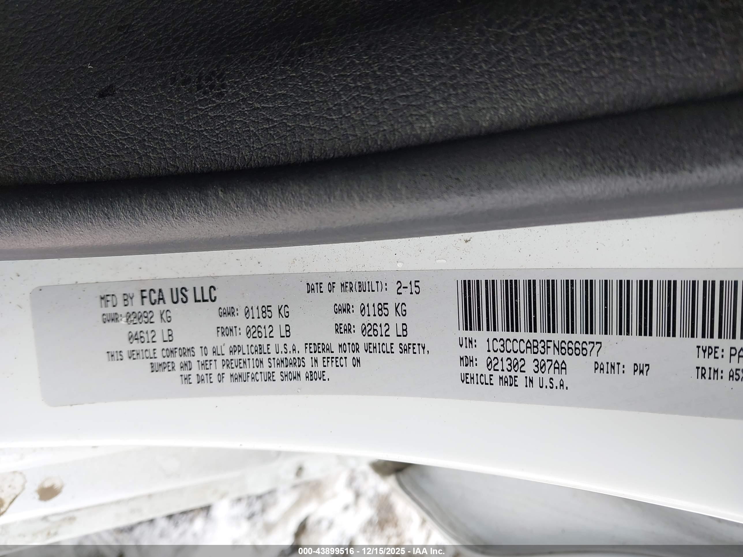 CHRYSLER 200 image 9
