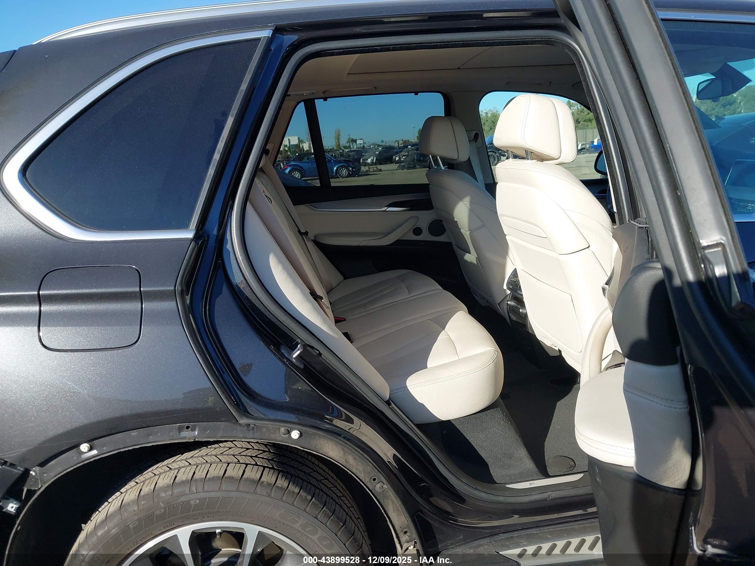 BMW X5 image 8