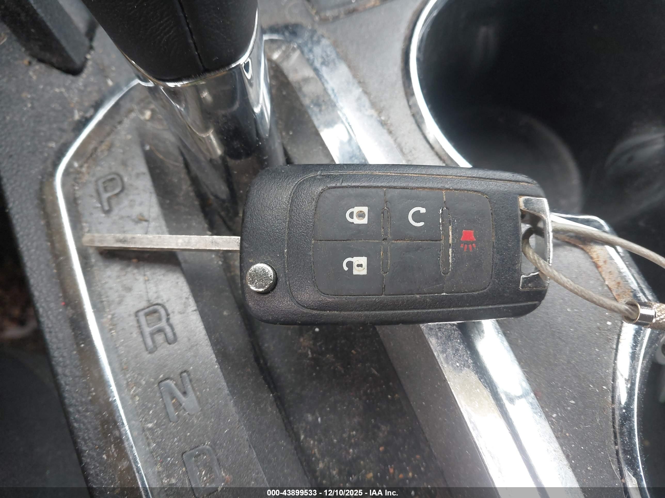 CHEVROLET EQUINOX image 11