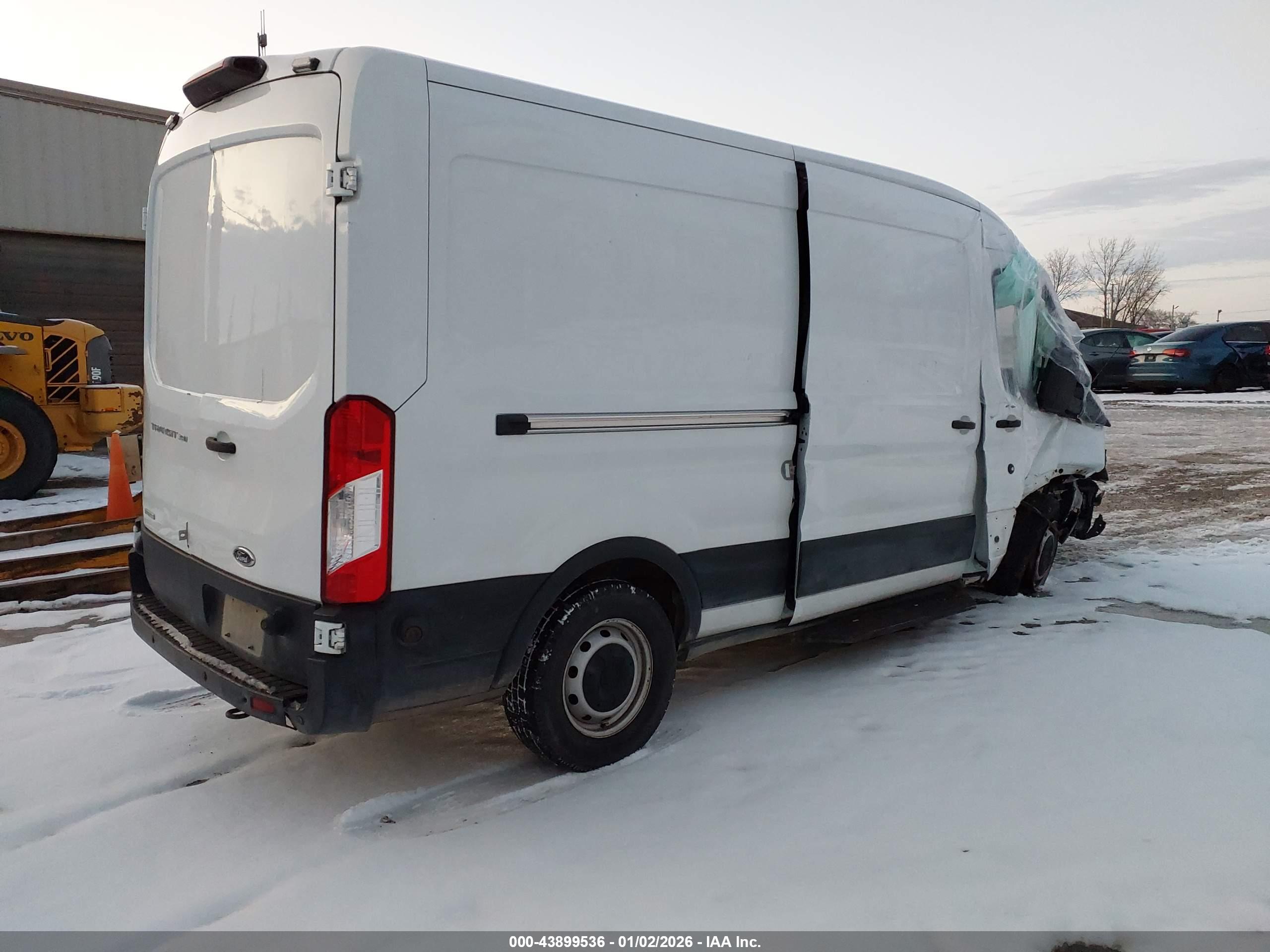 FORD TRANSIT-350 image 4